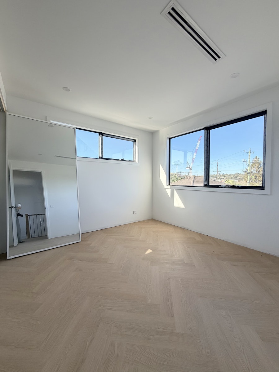 3 8 Paul St Doncaster, VIC 3108-3
