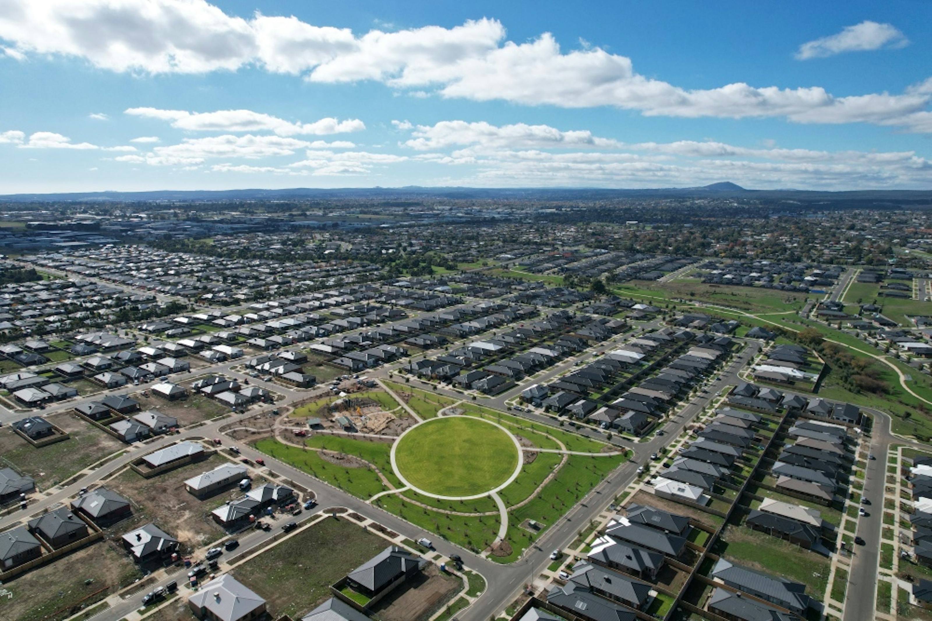 318 Breckenridge Drive Winter Valley, VIC 3358-4