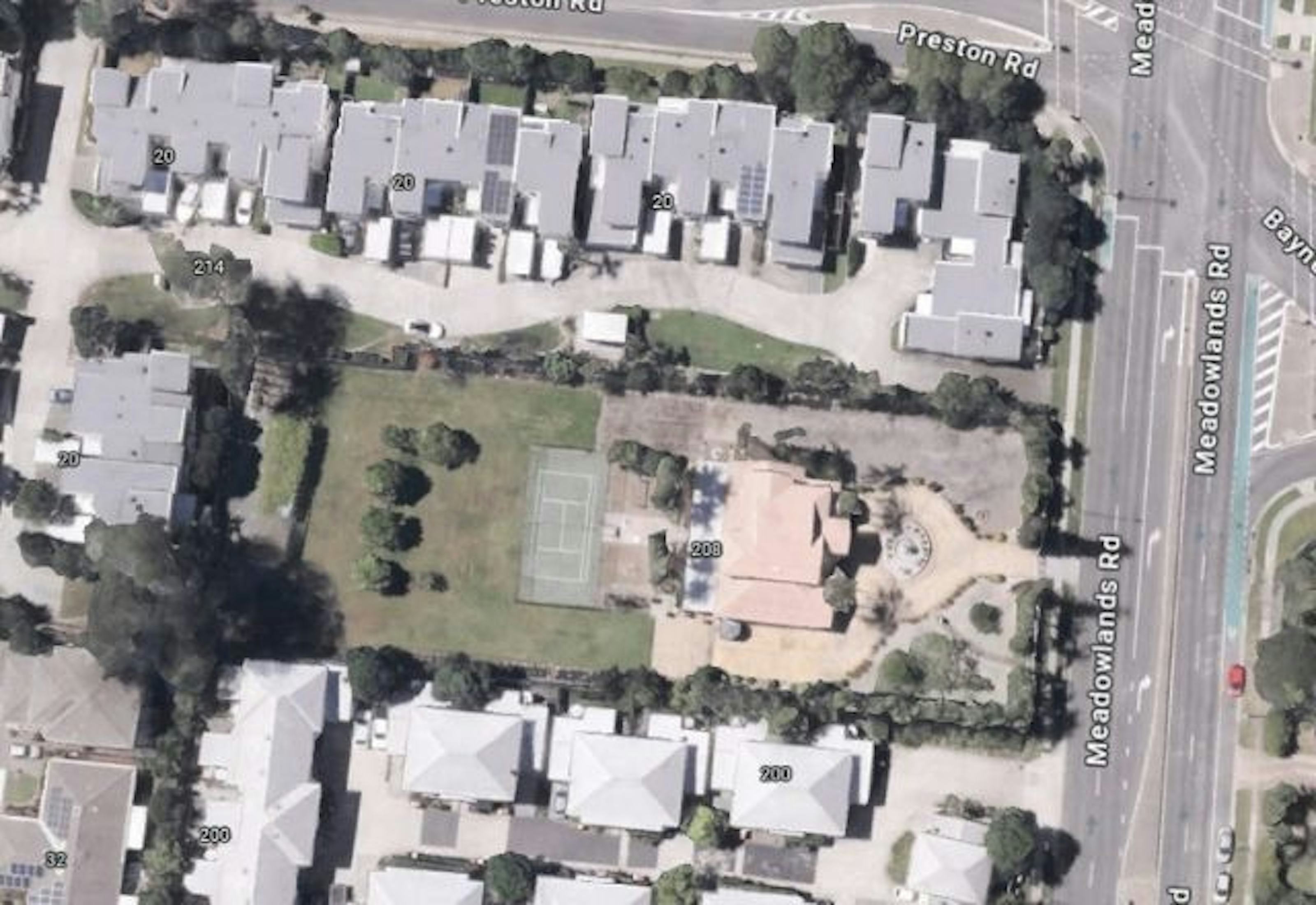 Unit 9, Onyx Terraces CARINA, QLD 4152-10