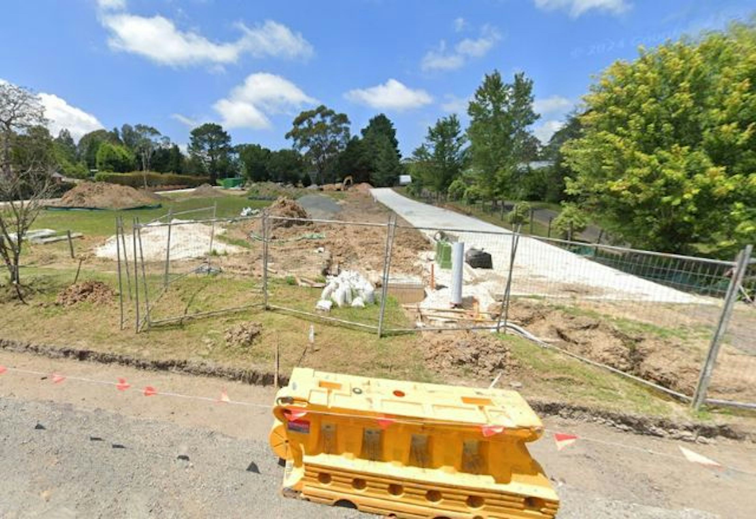 3 44A Watson Rd. MOSS VALE, NSW 2577-3