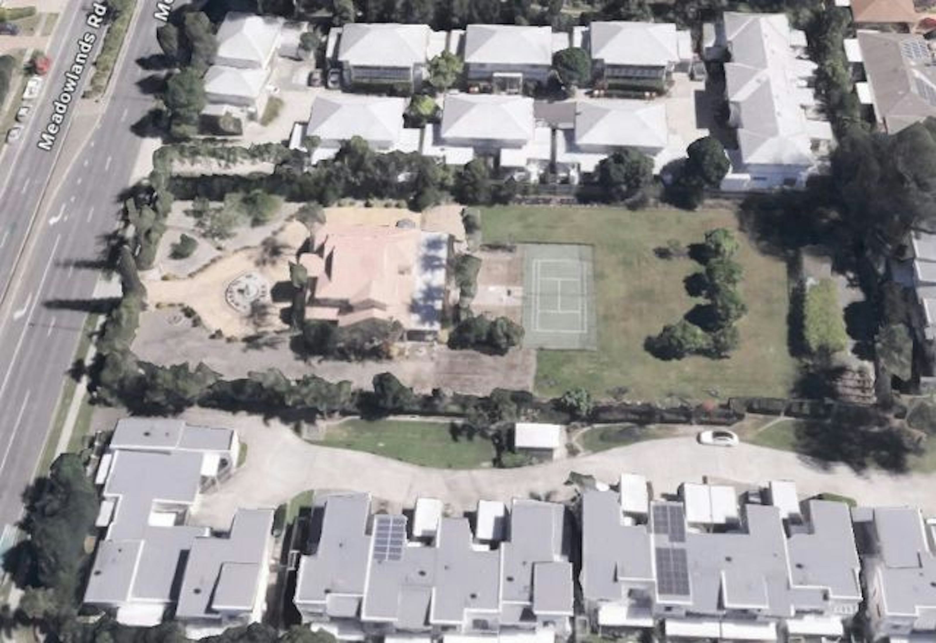 Unit 4, Onyx Terraces CARINA, QLD 4152-9