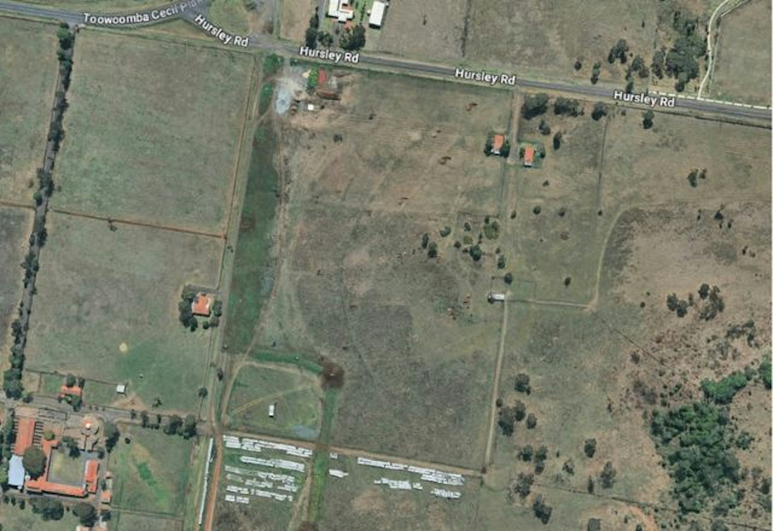 102 Champion Crescent GLENVALE, QLD 4350-2