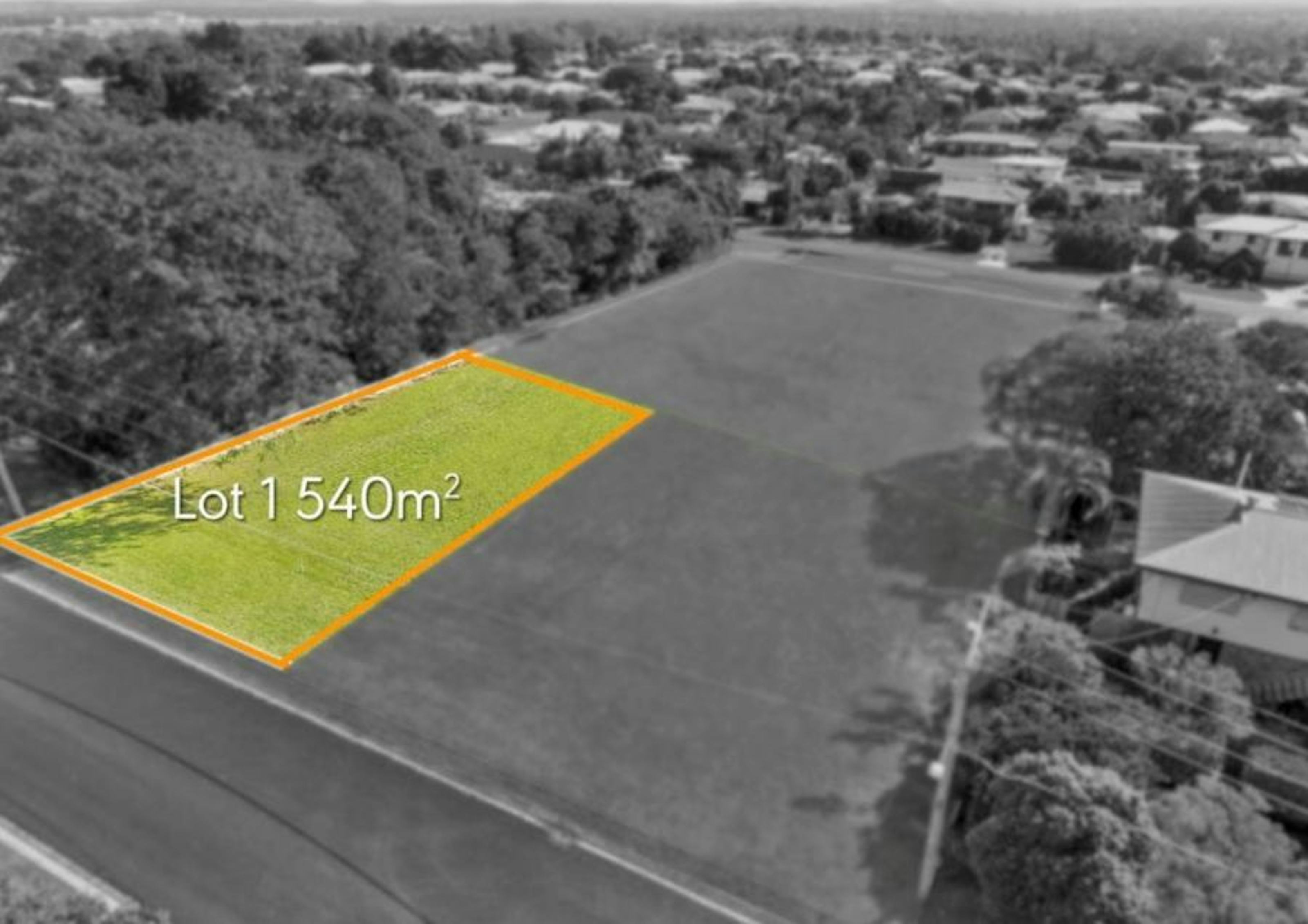 1 13-15 Rose St. YAMANTO, QLD 4305-5