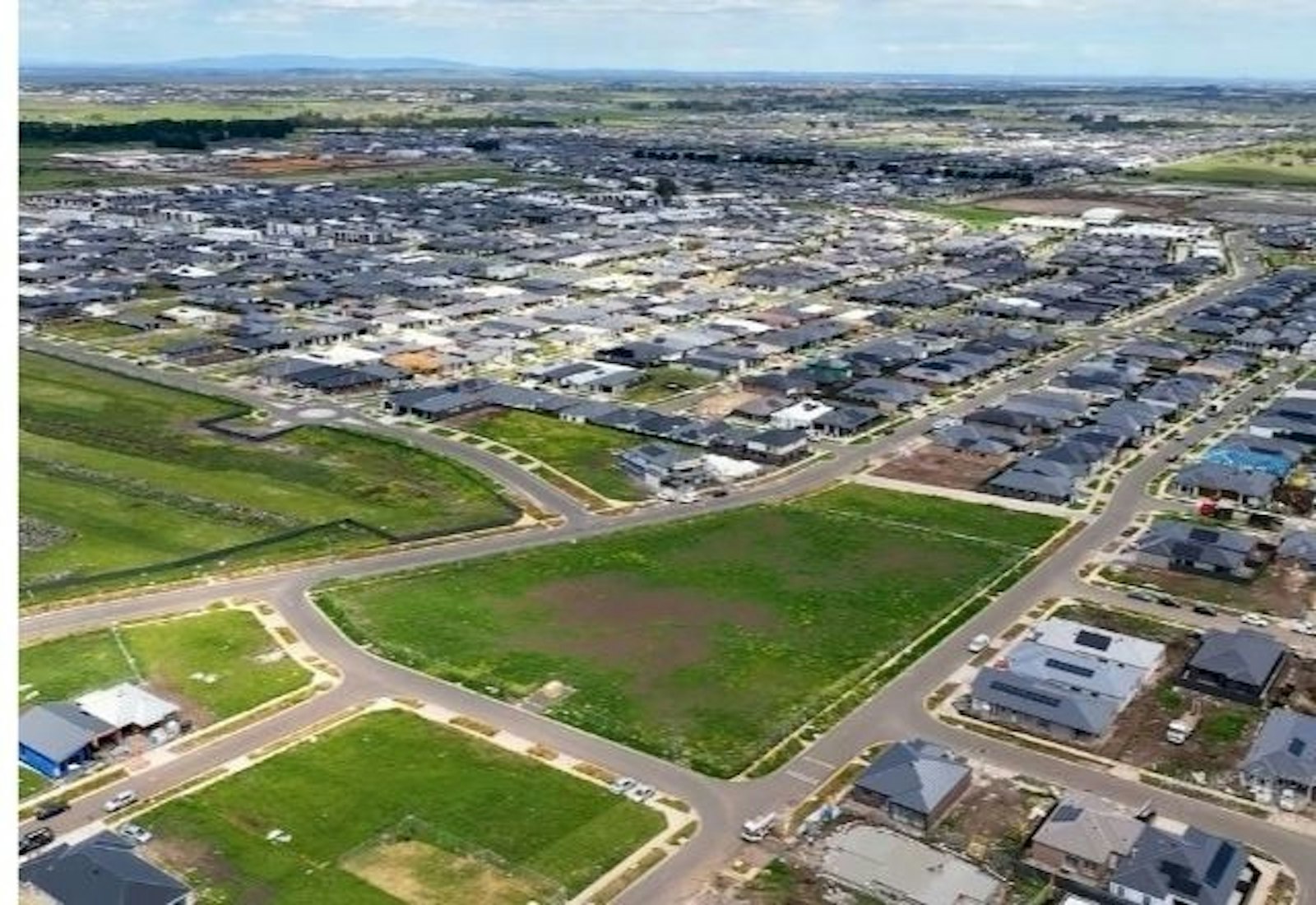 60428 Seaberry Rd. KALKALLO, VIC 3064-1