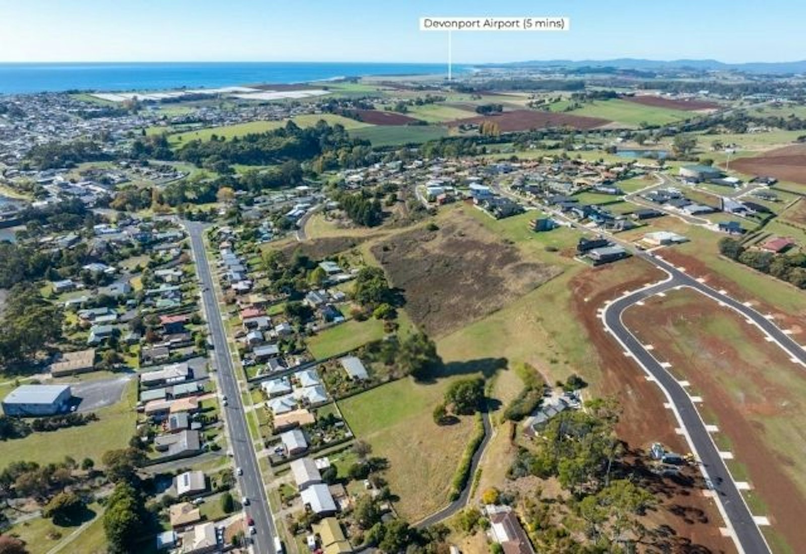 9 17 Spirit Way AMBLESIDE, TAS 7310-2
