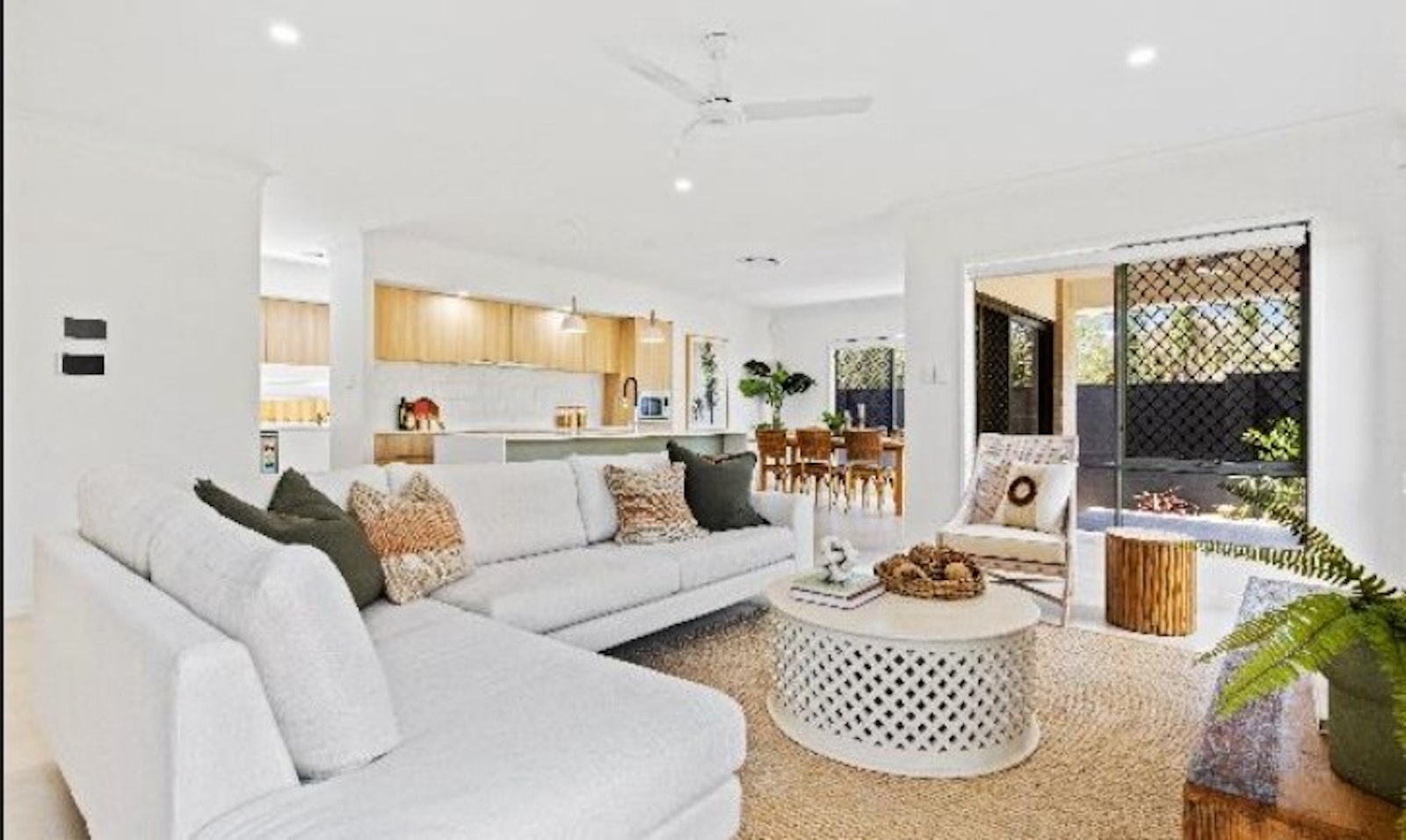 97 Flat Pea Crescent DEEBING HEIGHTS, QLD 4306-8