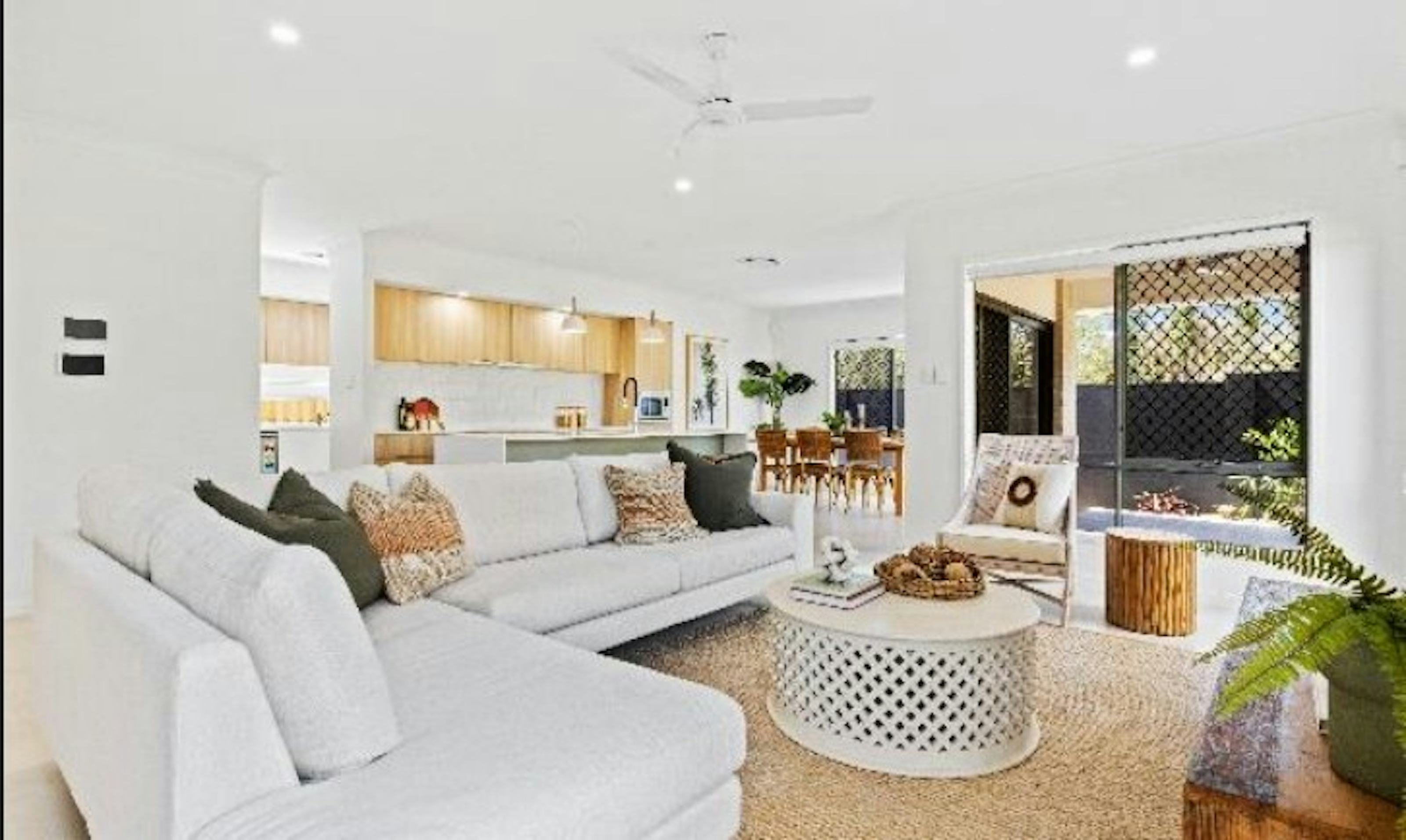 470 Callington St. YARRABILBA, QLD 4207-9
