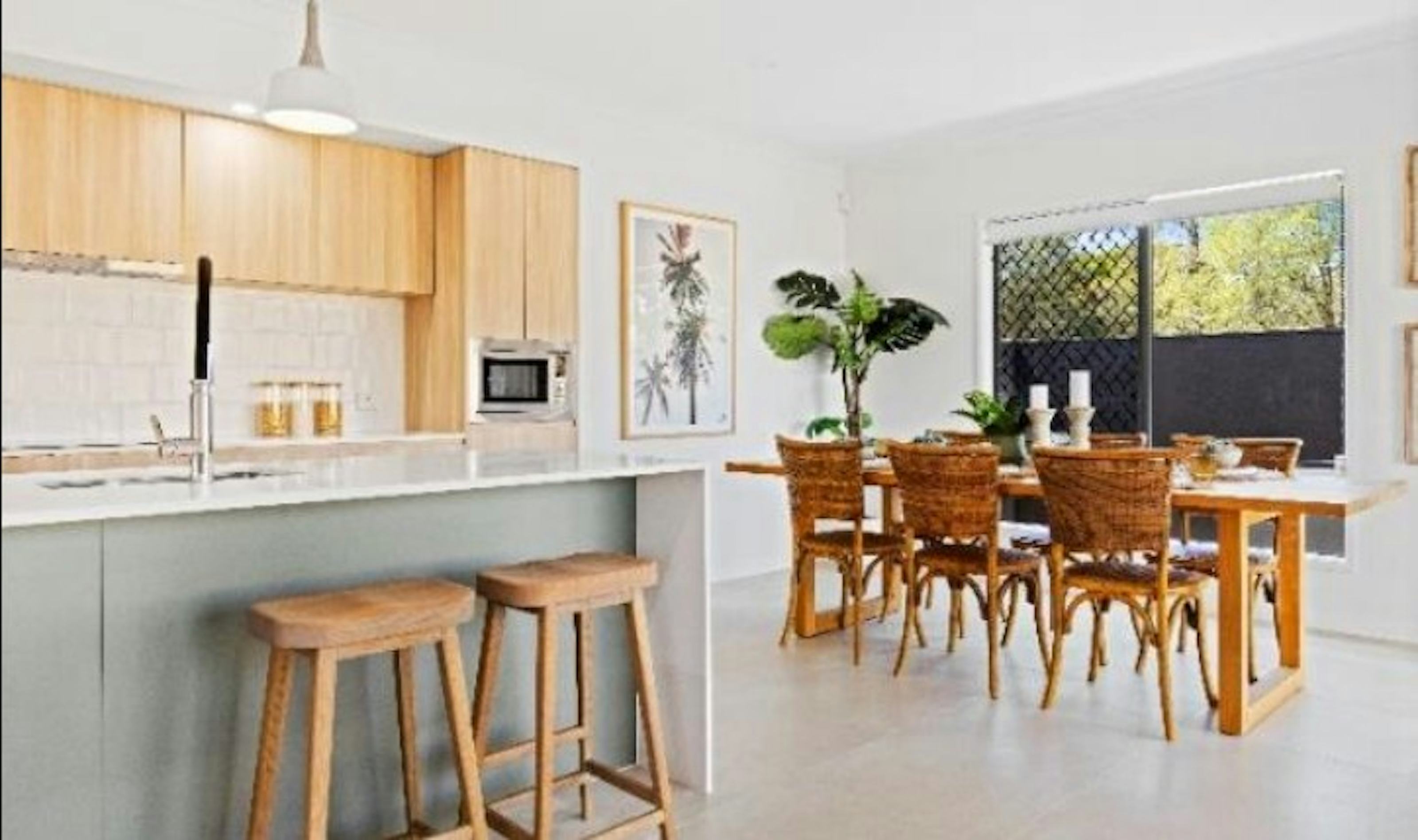 470 Callington St. YARRABILBA, QLD 4207-12