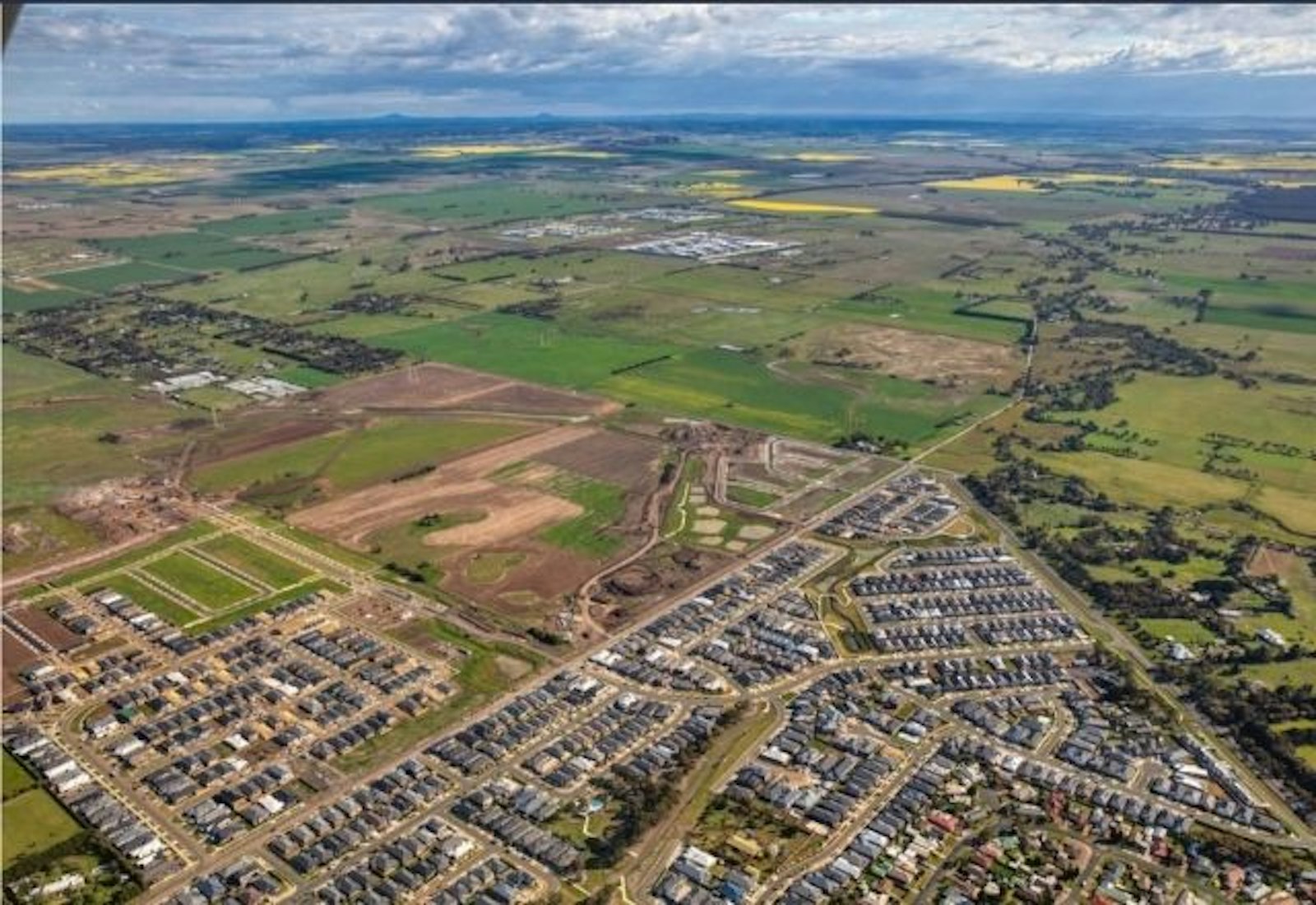 1210 Oasis St. LARA, VIC 3212-1