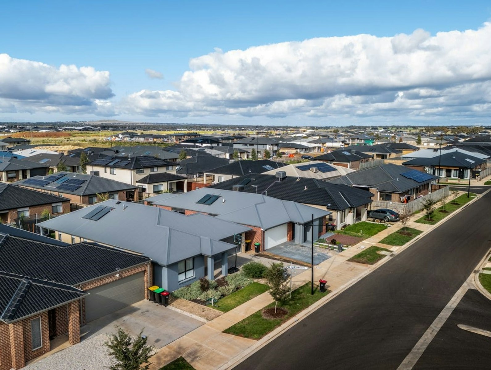 1313 Hogan St Melton South, VIC 3338-4