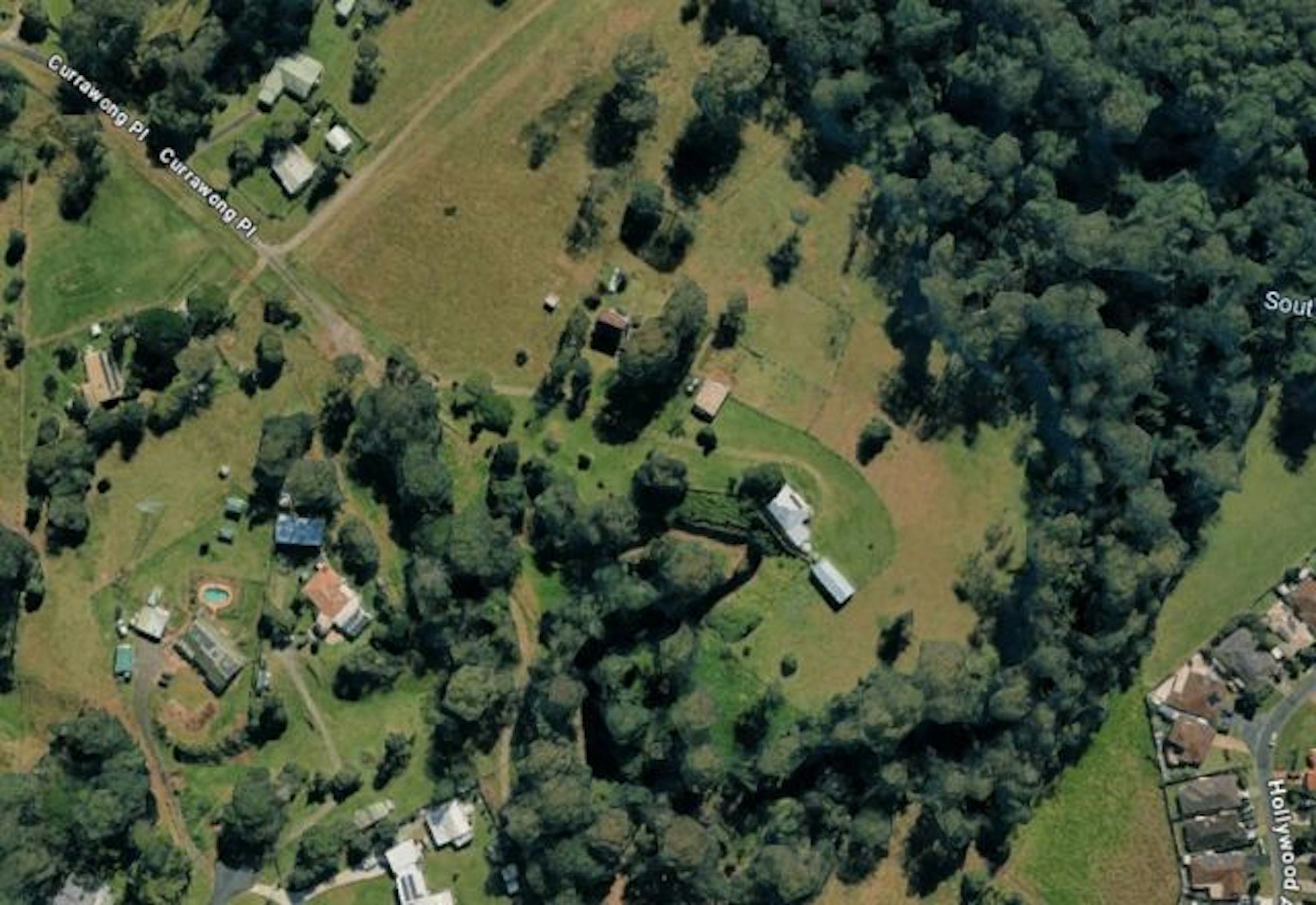 40 New Rd. BELLMERE, QLD 4510-2