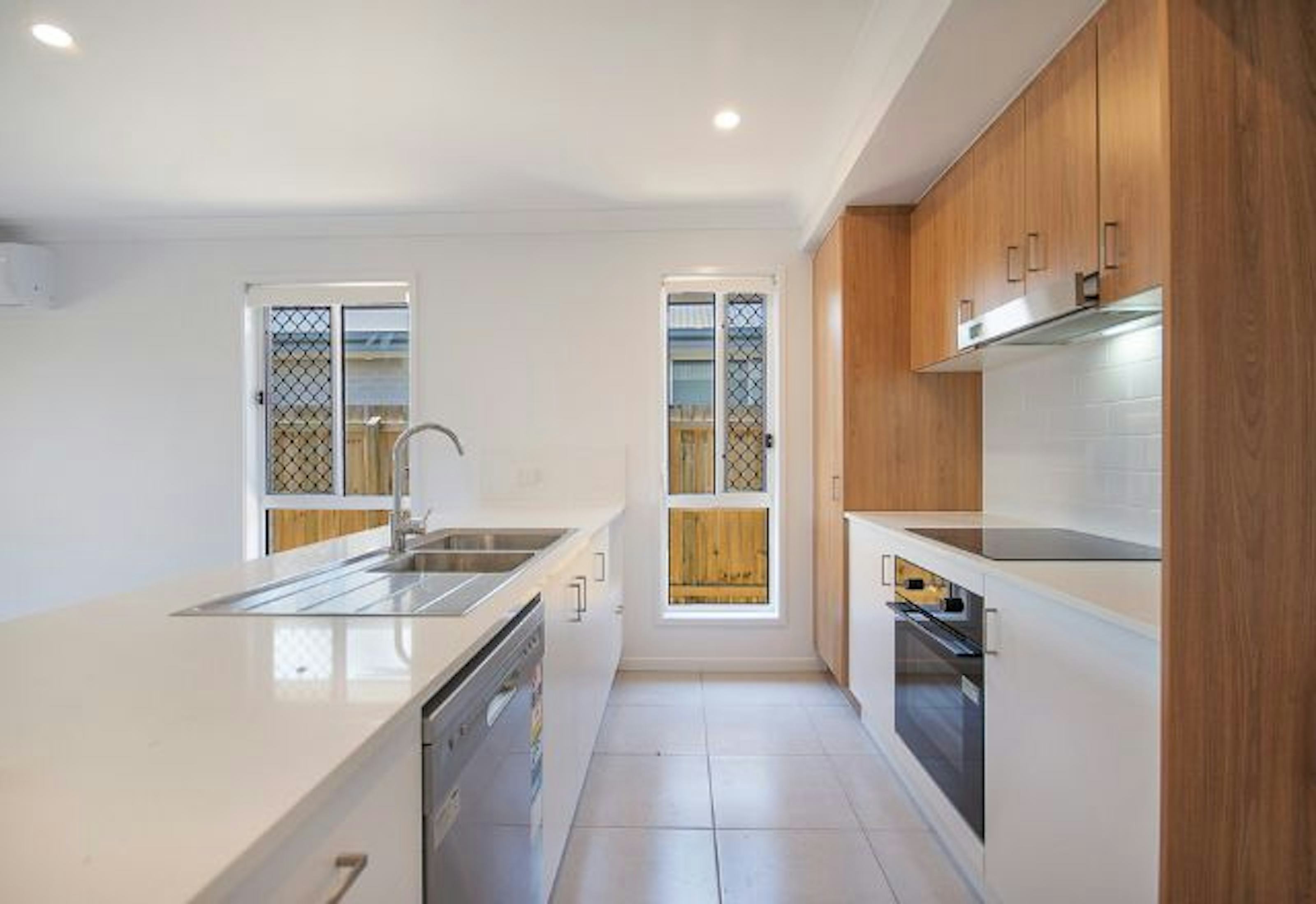 4064 Retreat St. JIMBOOMBA, QLD 4280-1