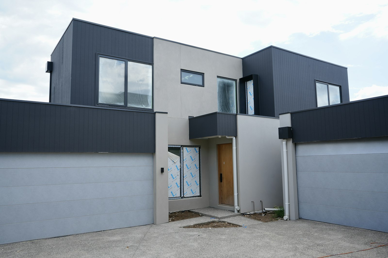 1 8 Paul St Doncaster, VIC 3108-4
