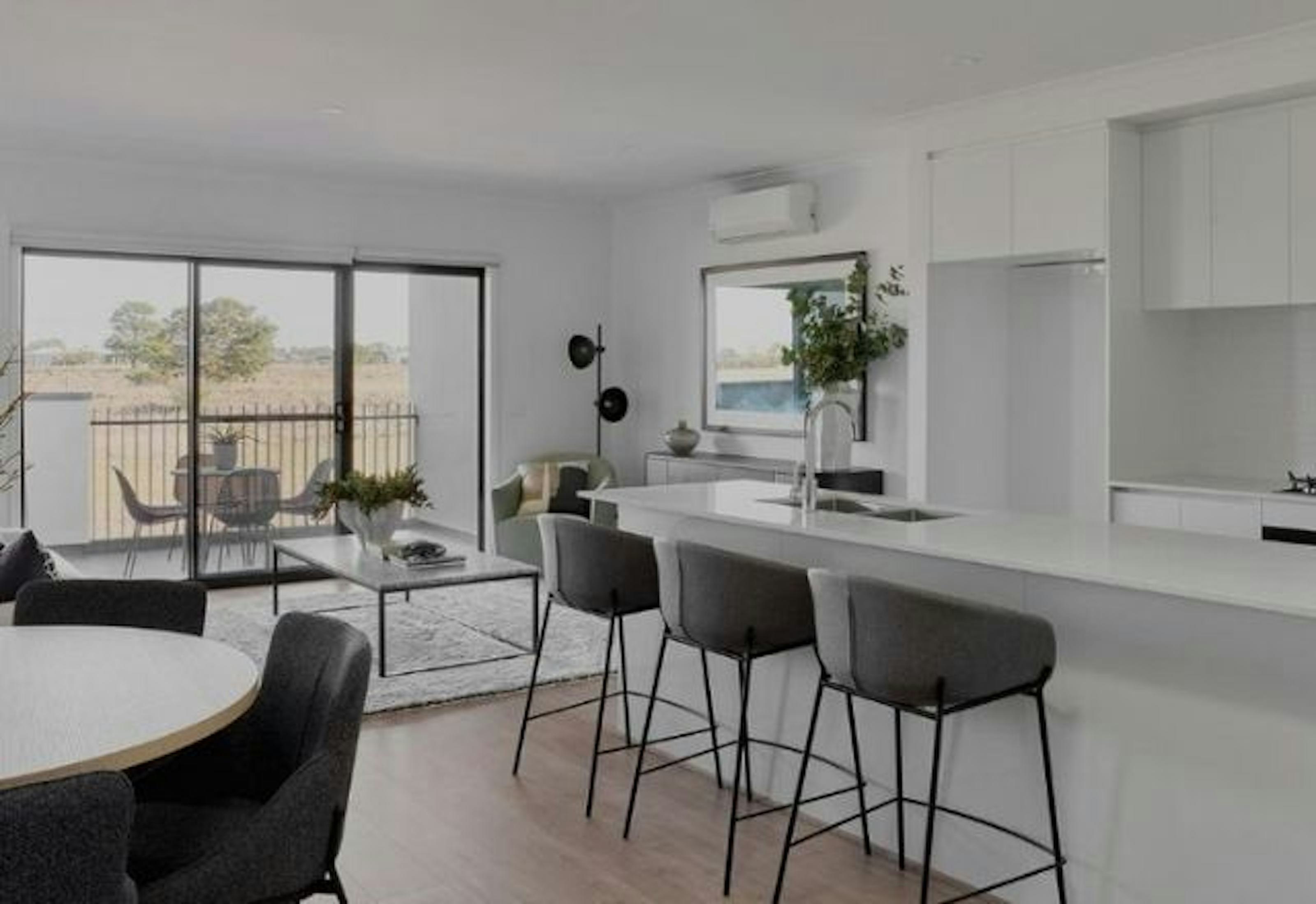 2101 North Pine Circuit WHITE ROCK, QLD 4306-1