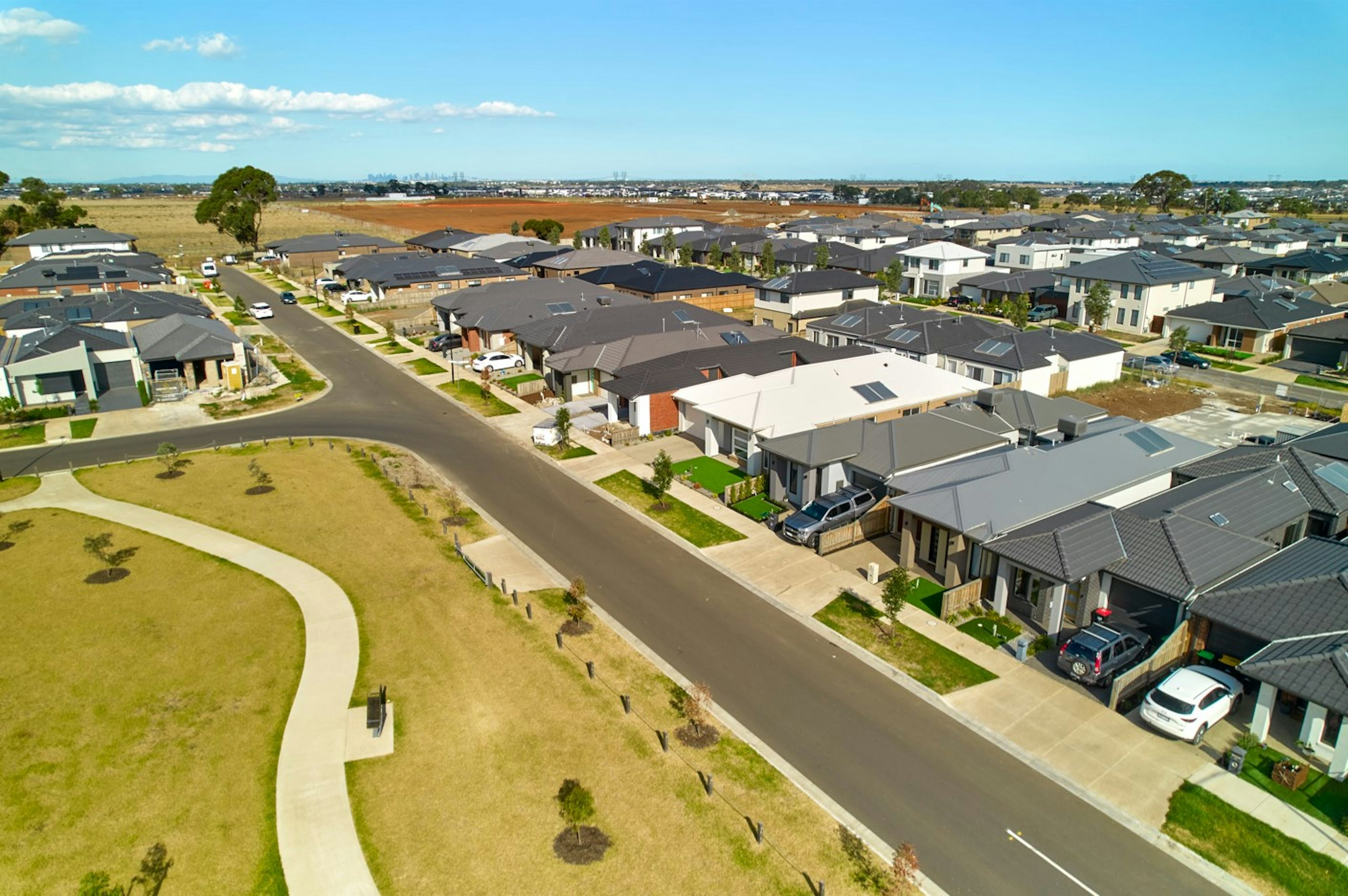 711 57 Thyme Crescent Fraser Rise, VIC 3336-3