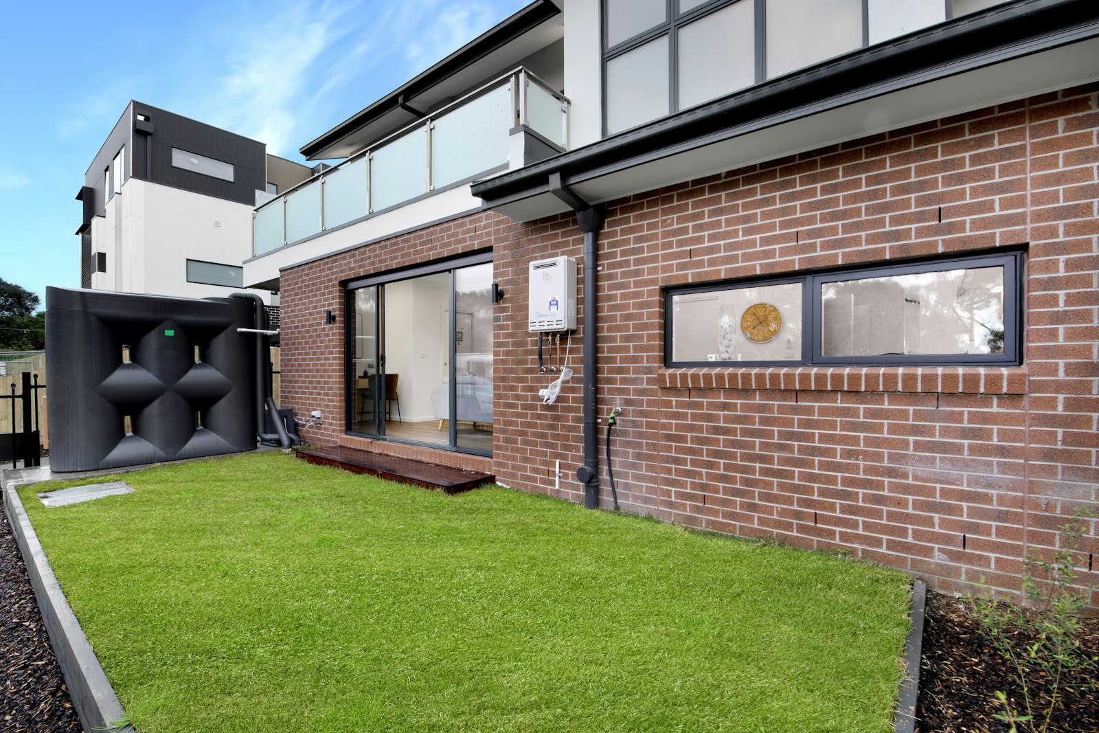 1 523 Boronia Rd Wantirna, VIC 3152-3