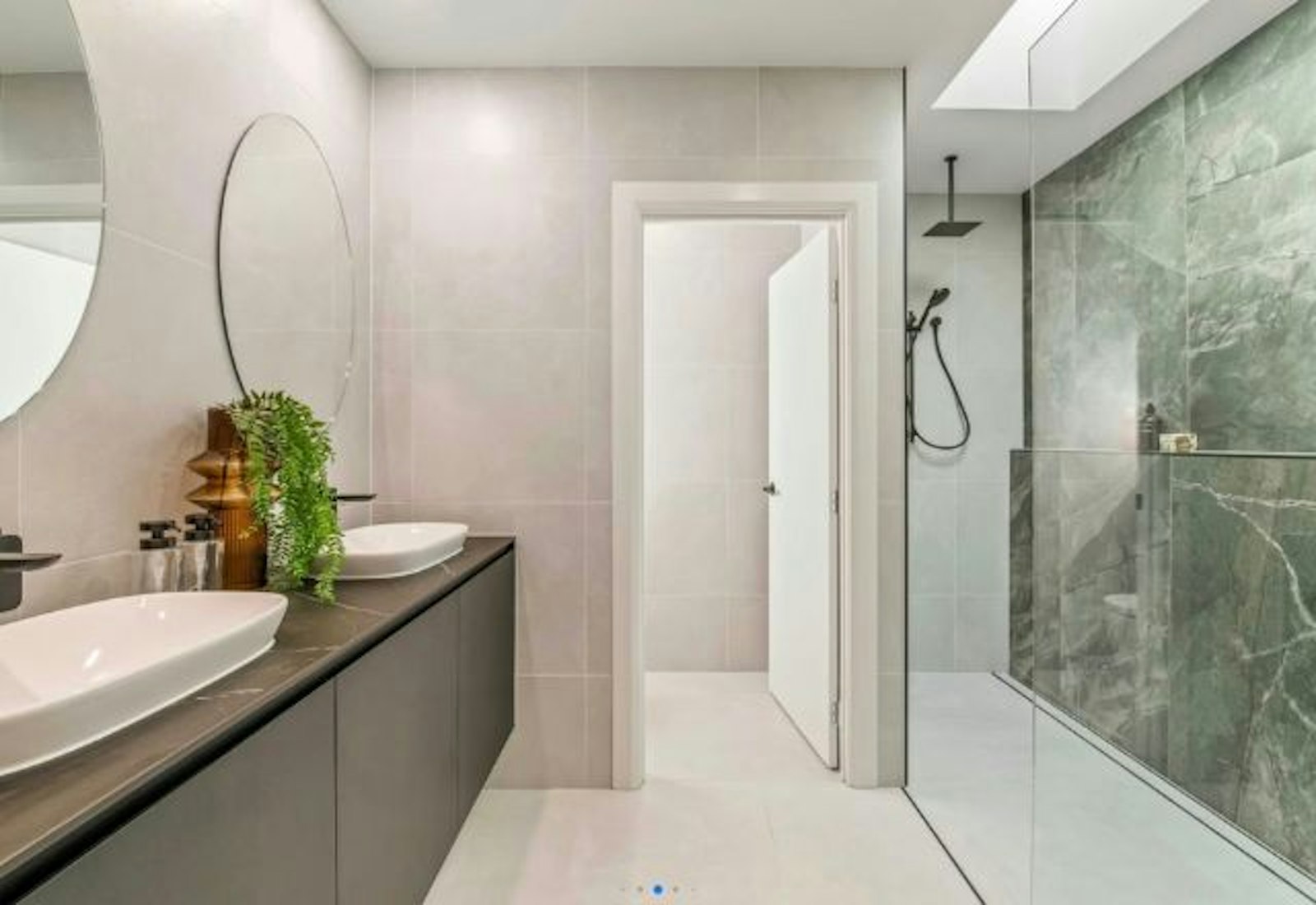 909 Plumeria St. WOONGARRAH, NSW 2259-3