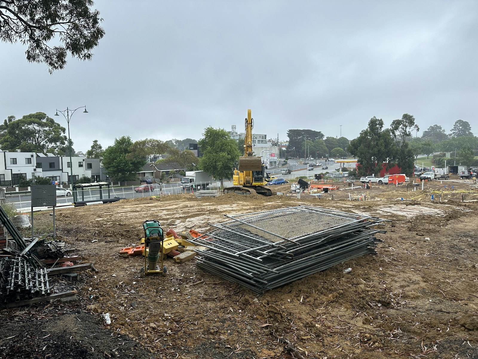 22 3 Whitehorse Rd Blackburn, VIC 3130-3