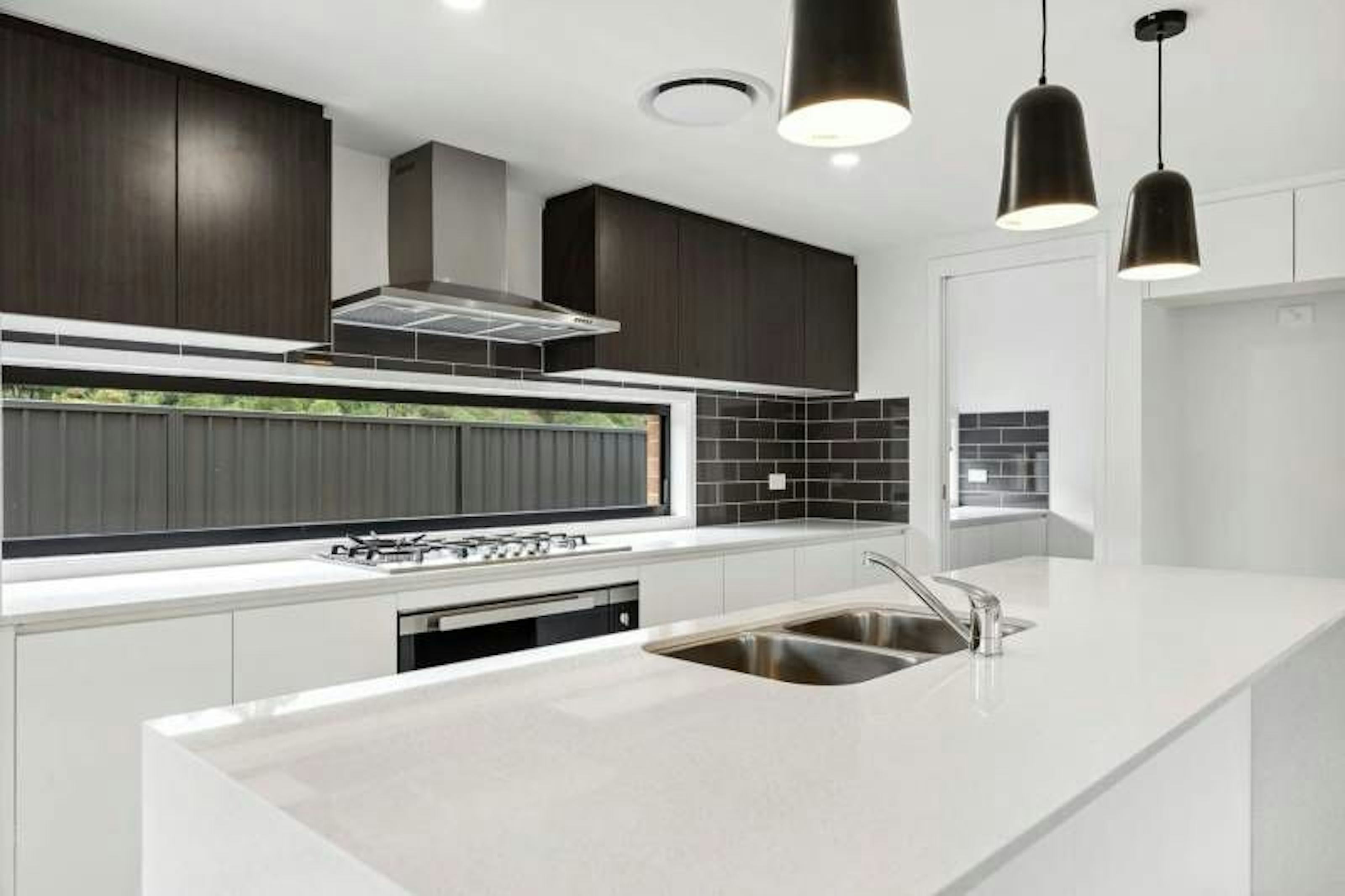 Unit 1, Lot 170, Tern St. WOODGATE, QLD 4660-10