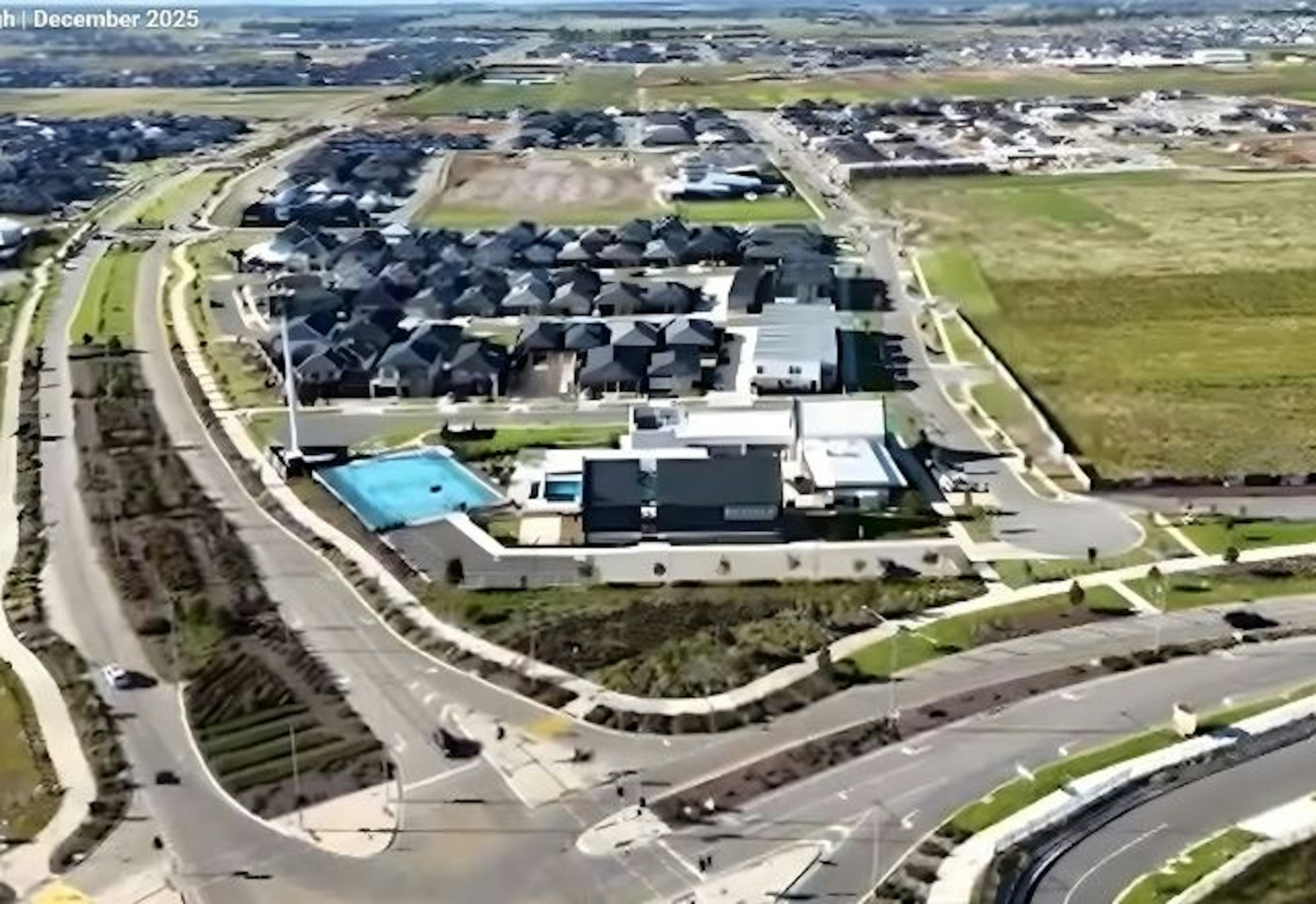 734 Truss Cres. CLYDE NORTH, VIC 3978-4