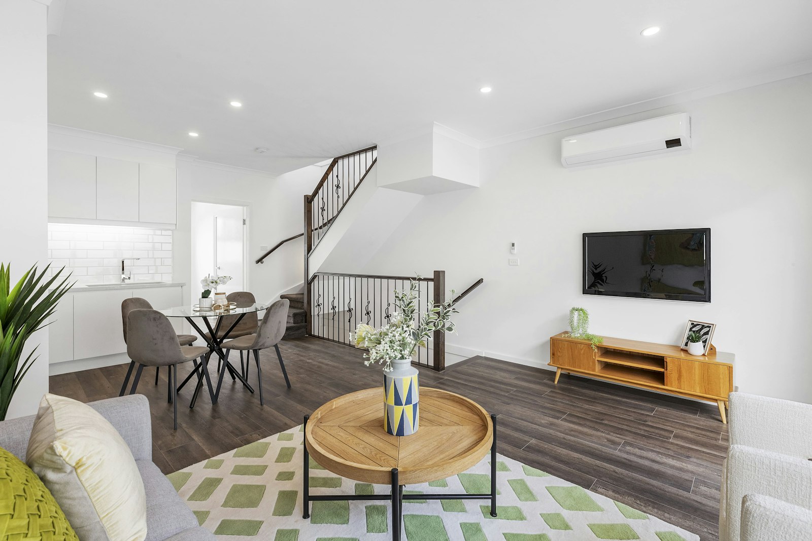 4 523 Boronia Rd Wantirna, VIC 3152-9