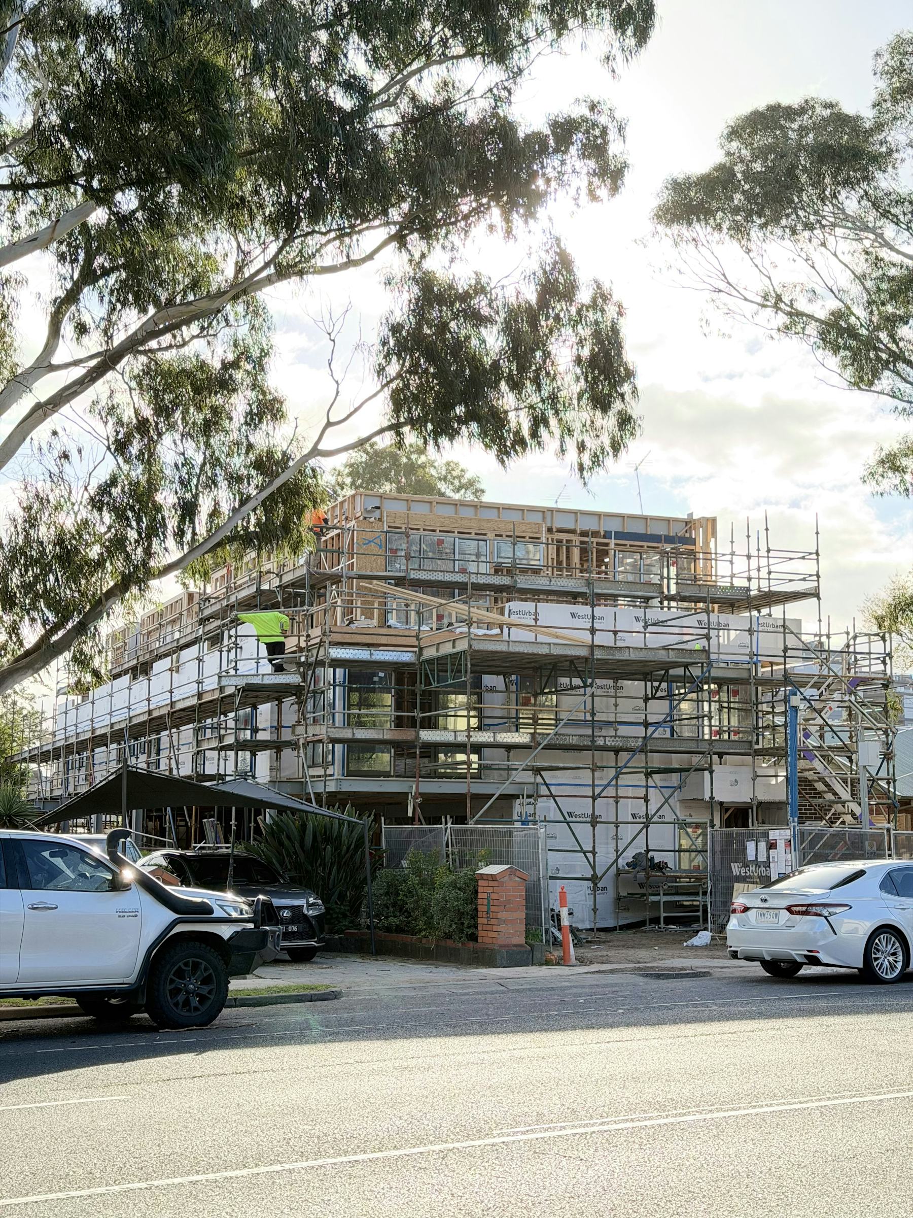 6 Waterdale Rd Ivanhoe, VIC 3079-4