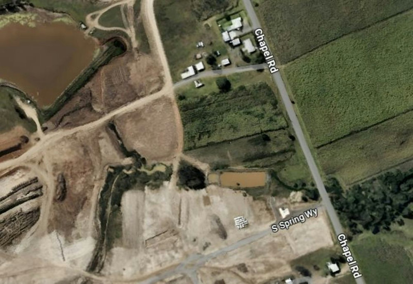 175 New Rd. NIKENBAH, QLD 4655-2