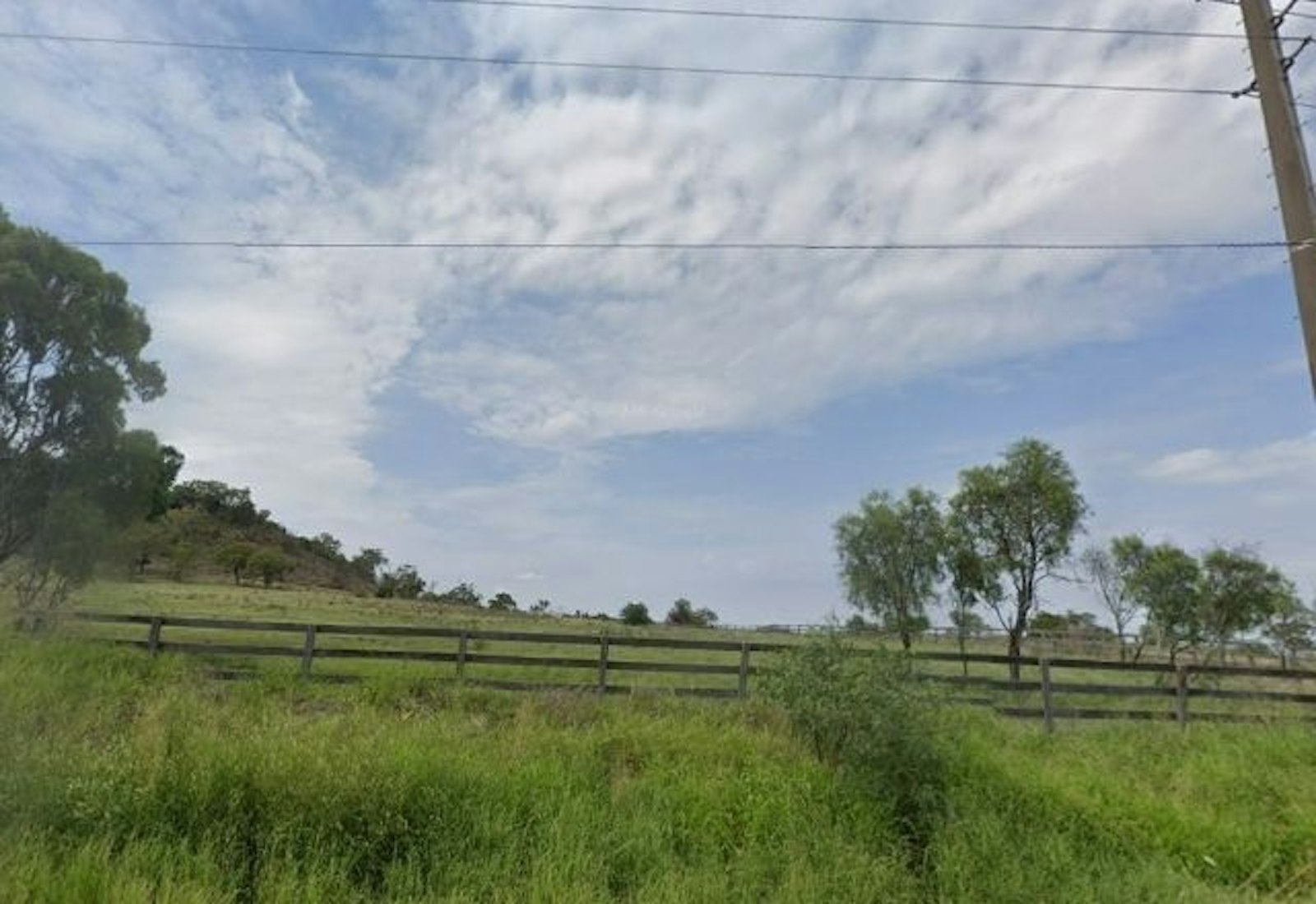 80 Gainsborough Lodge Estate GLENVALE, QLD 4350-1