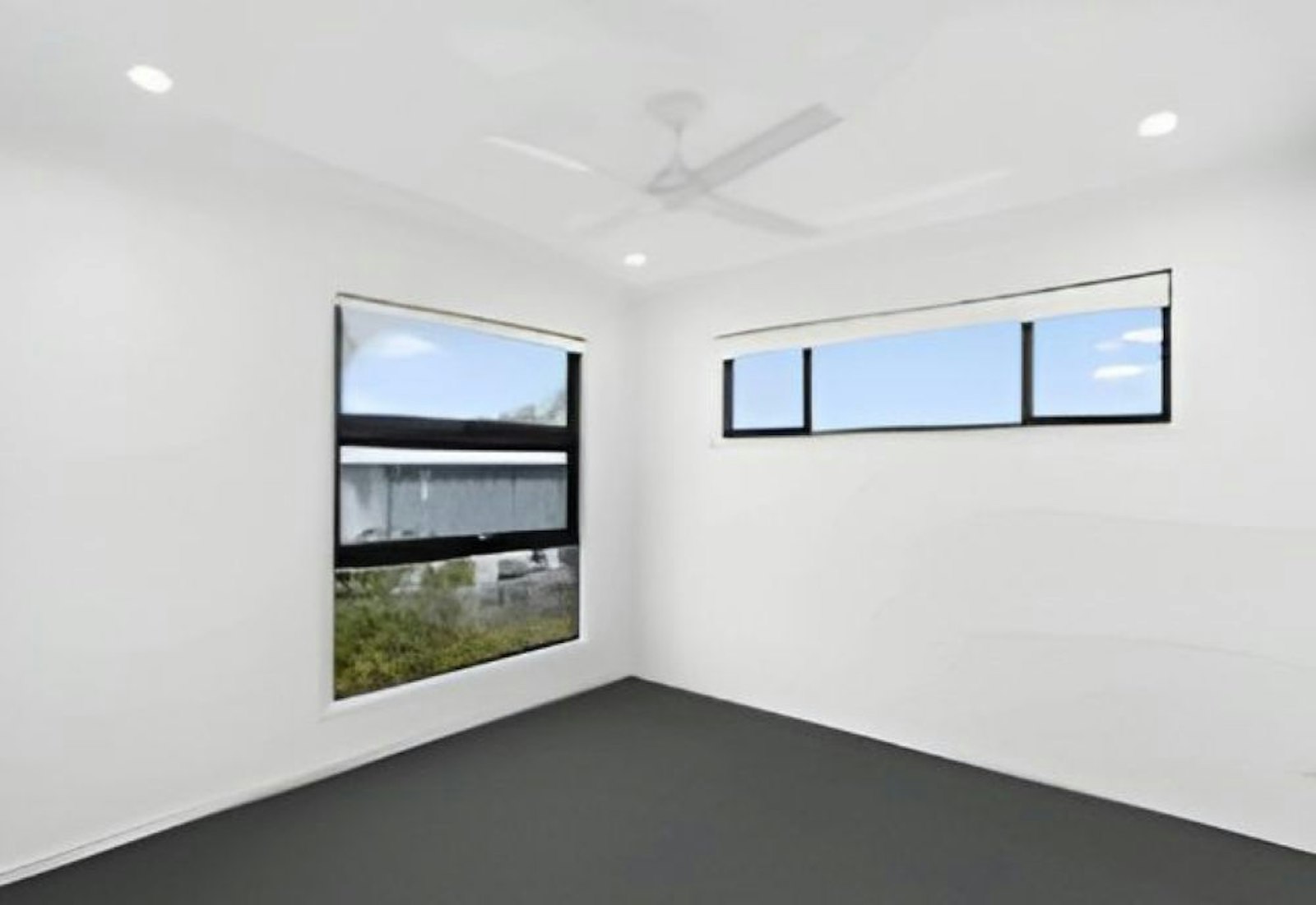 1 Montegrande Cct, Griffin Crest GRIFFIN, QLD 4503-7