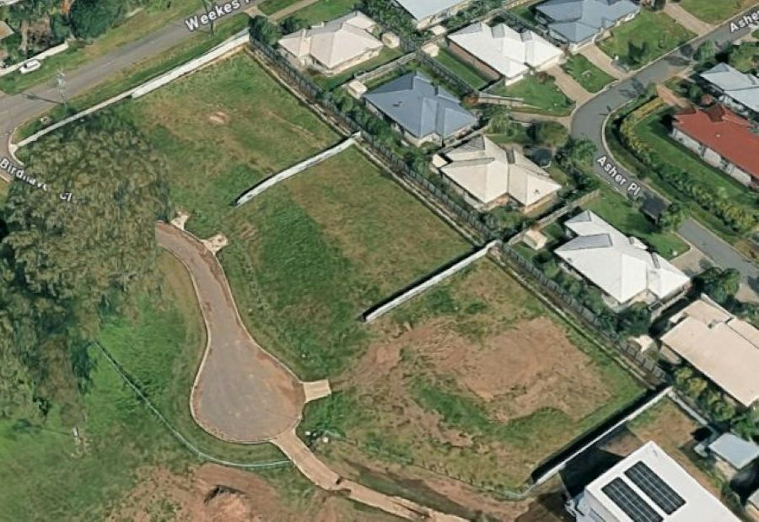 15 Birdhaven Close MOGGILL, QLD 4070-5