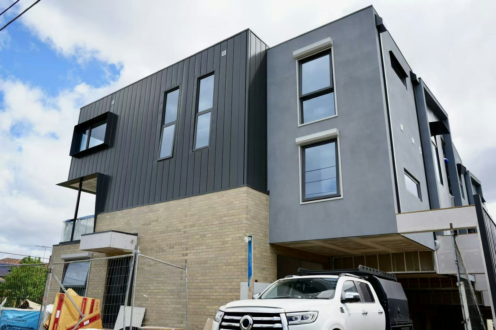 2 1 Northumberland Rd Pascoe Vale, VIC 3044-5