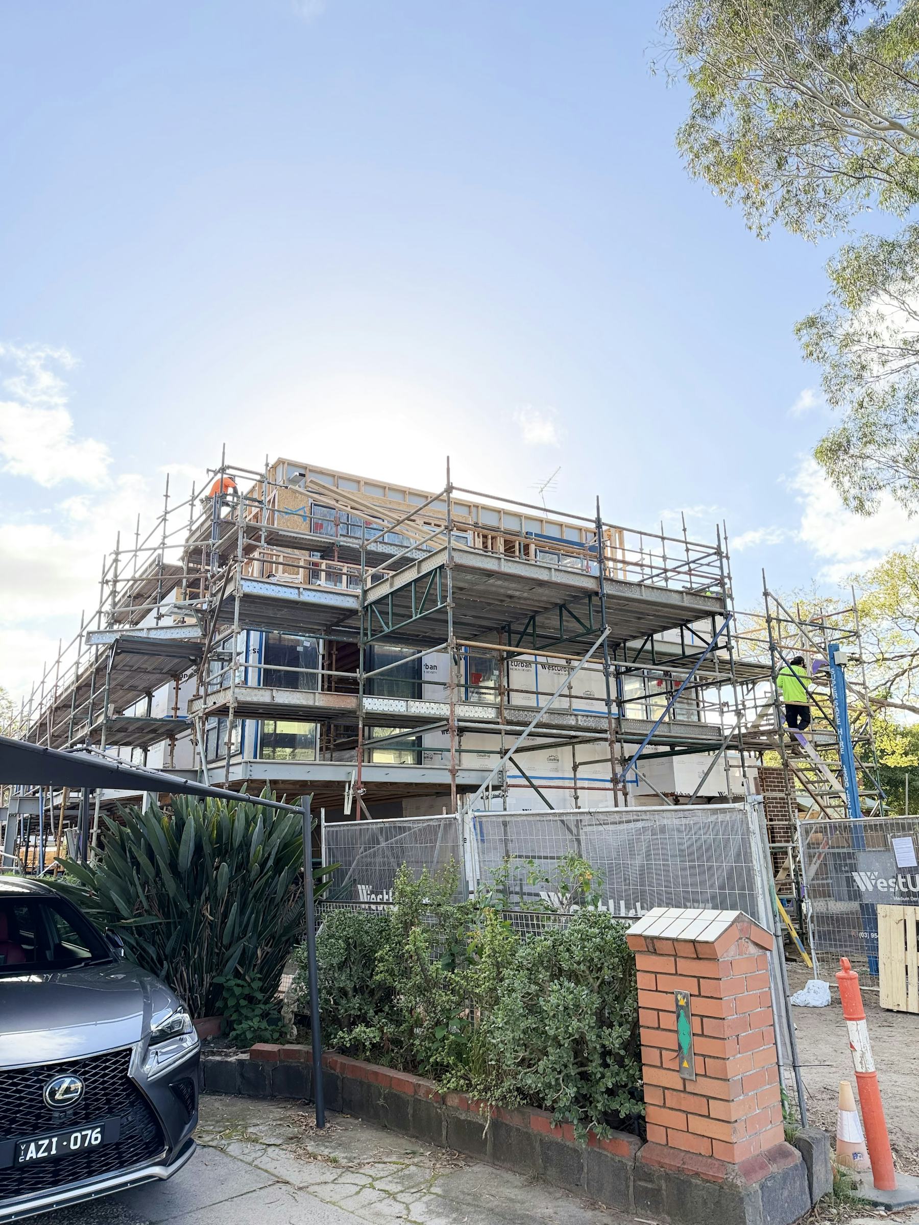 4 Waterdale Rd Ivanhoe, VIC 3079-2