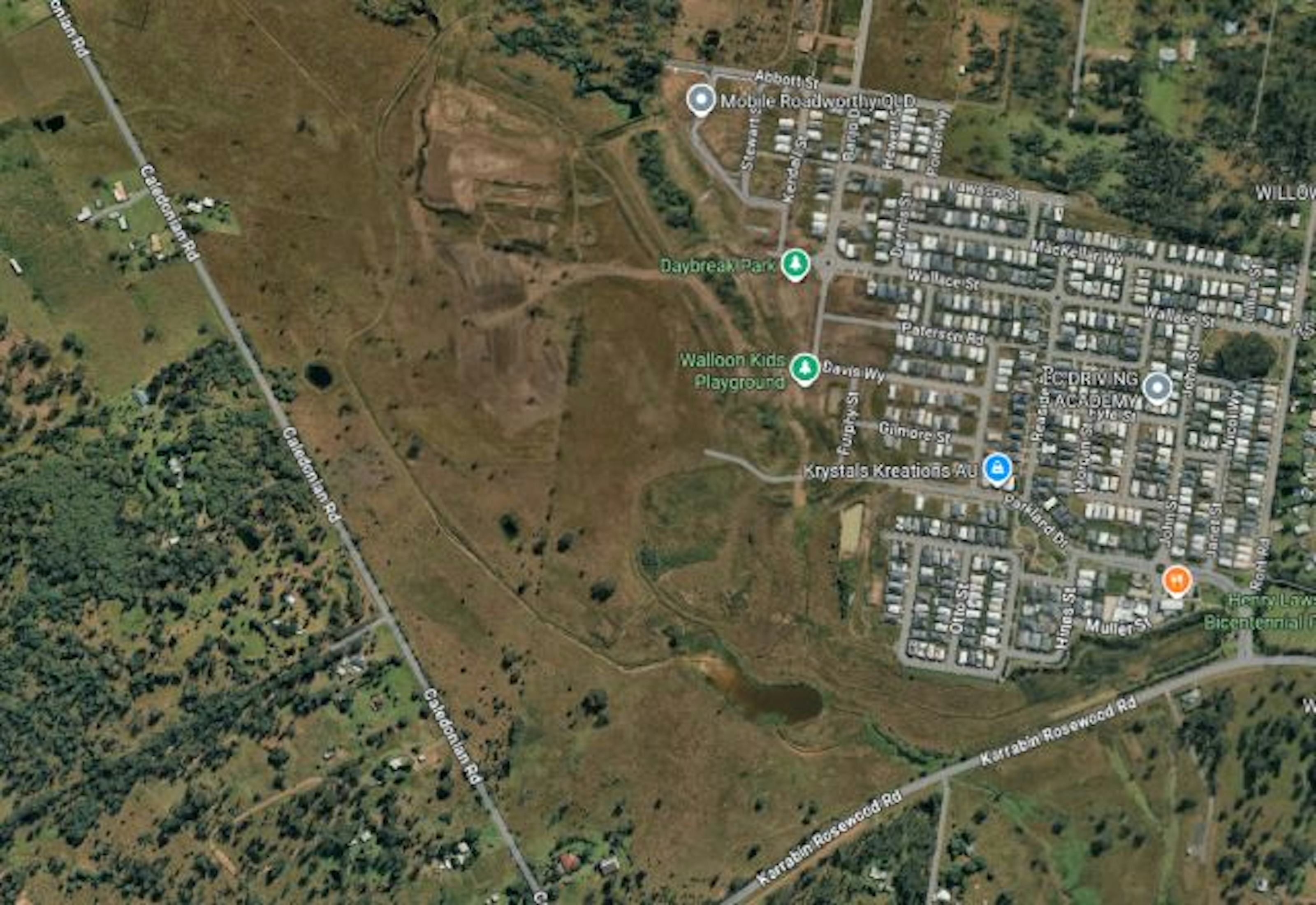 1435 Dawn Estate WALLOON, QLD 4306-10
