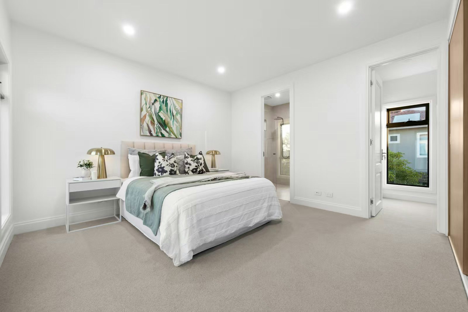 2 32 Cumming St Burwood, VIC 3125-3
