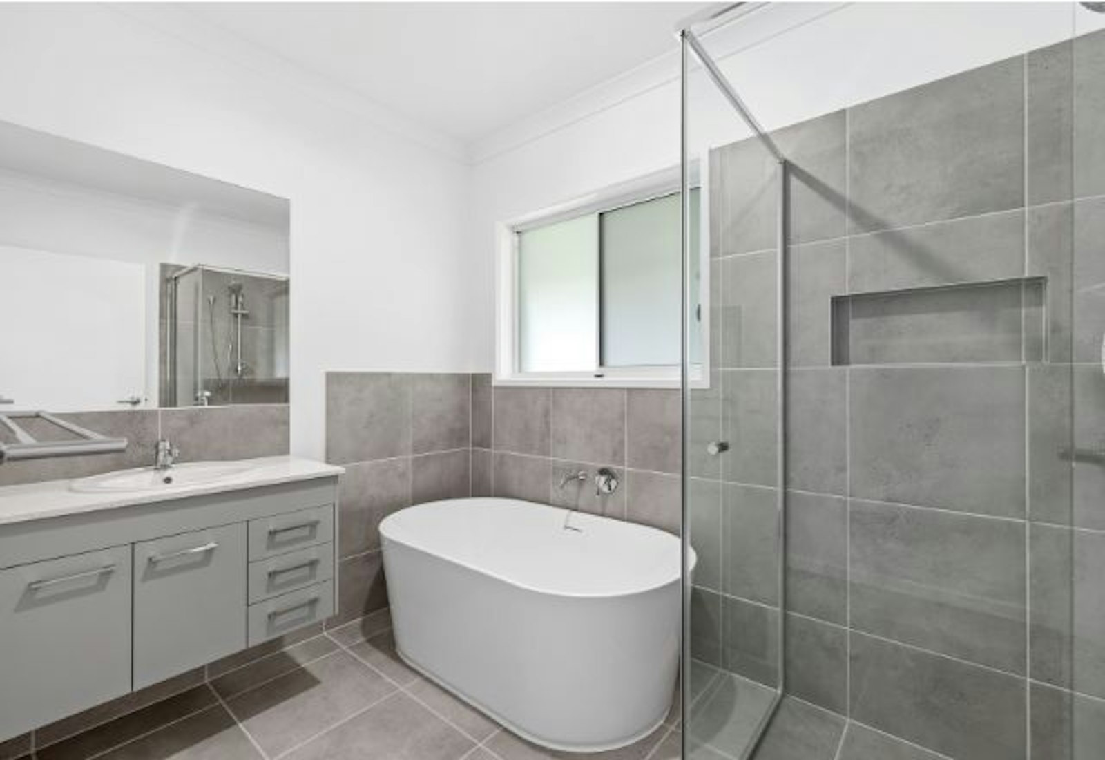 50 Grant Road MORAYFIELD, QLD 4506-16