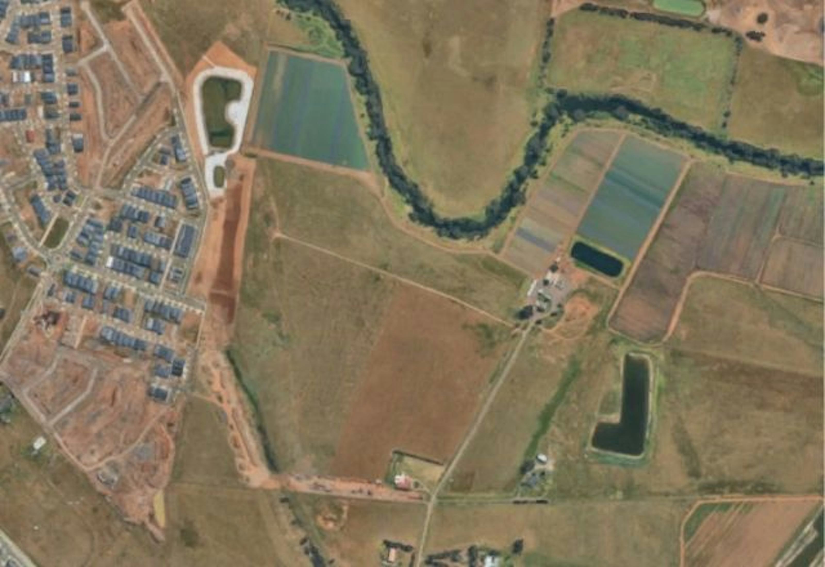 221 Road B. WYNDHAM VALE, VIC 3024-3