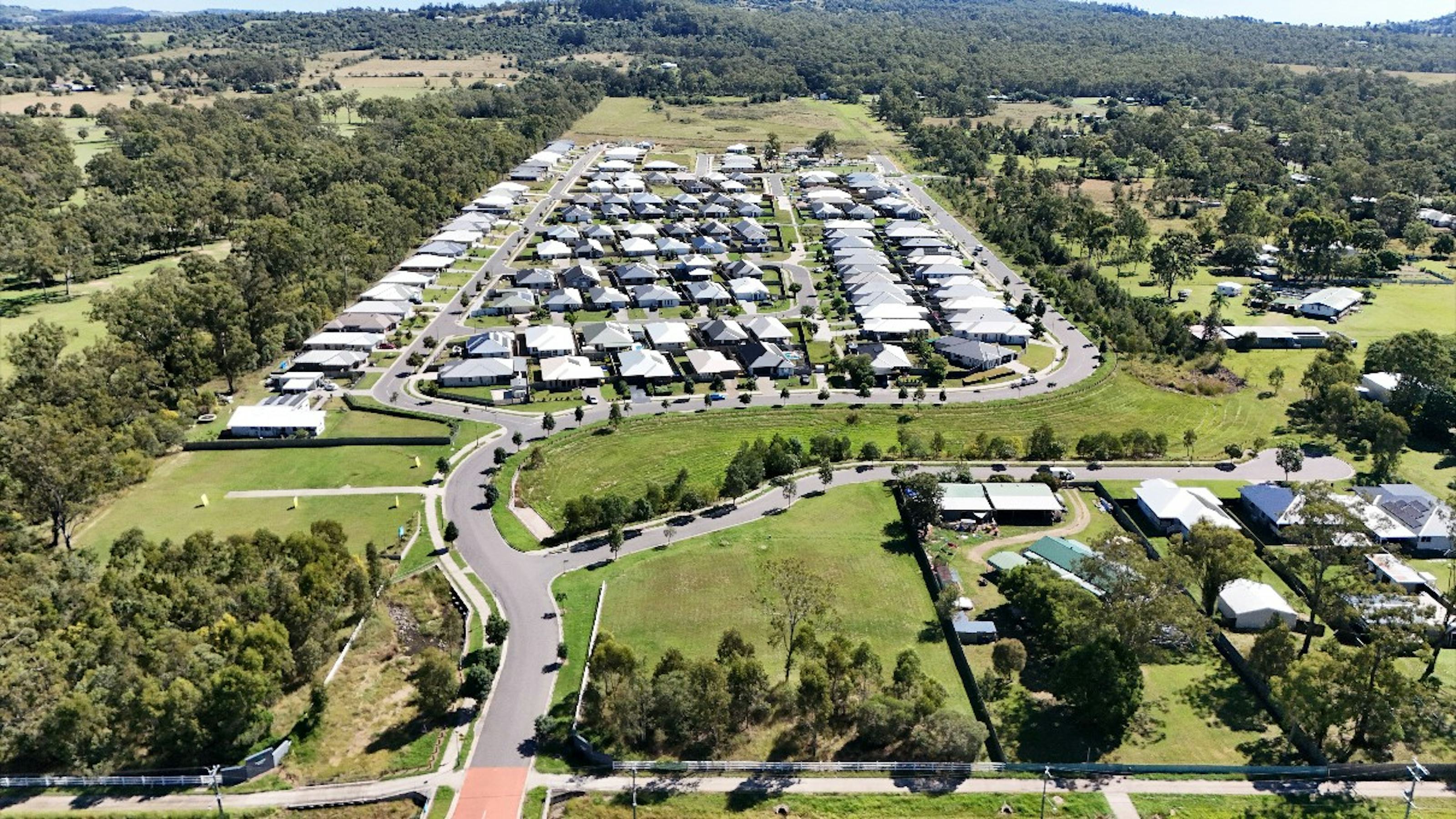 148 Breanna Crescent, Rosewood (Stage 3A) Rosewood, QLD 4340-1
