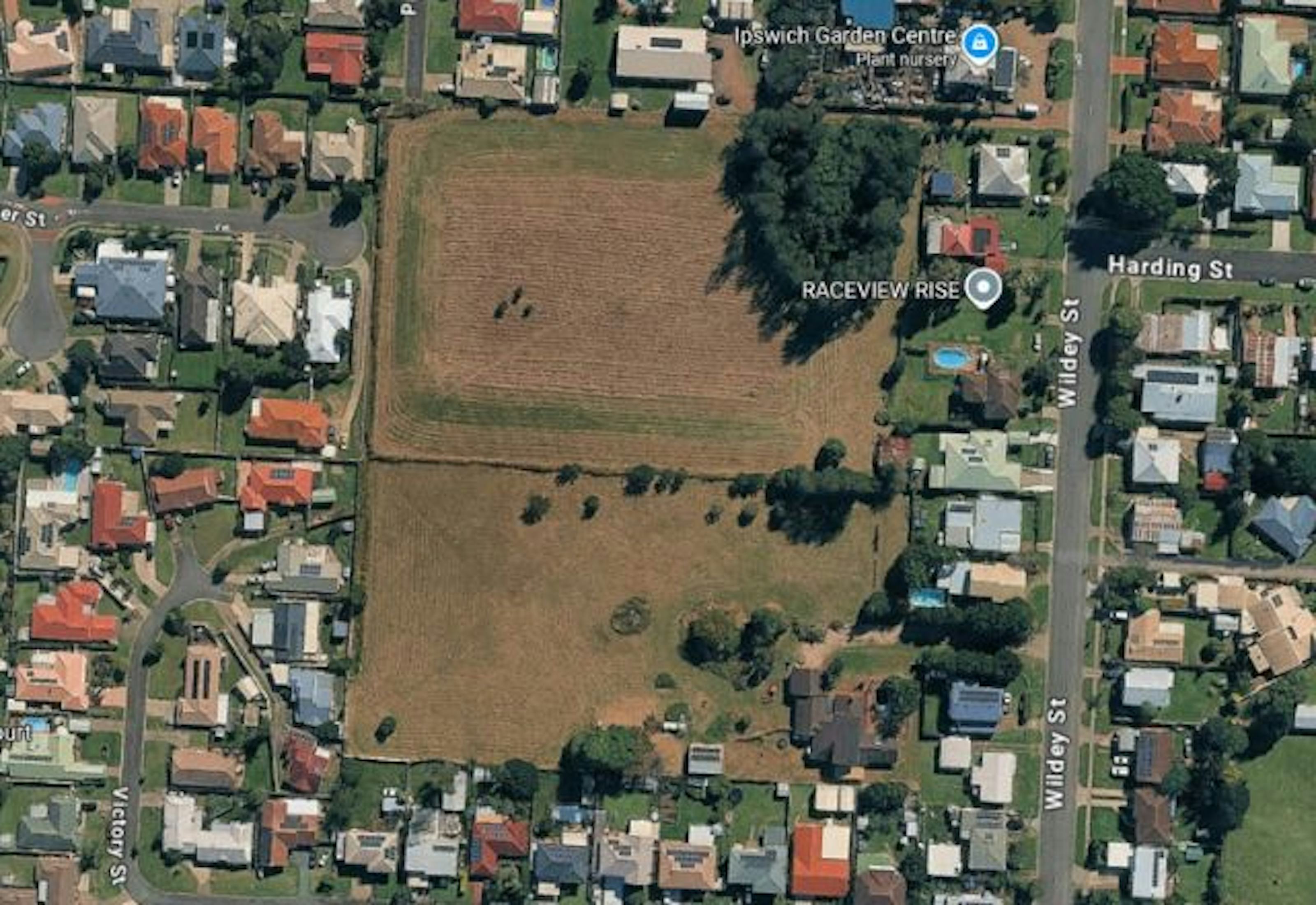 16 85A Wildey St. RACEVIEW, QLD 4305-3