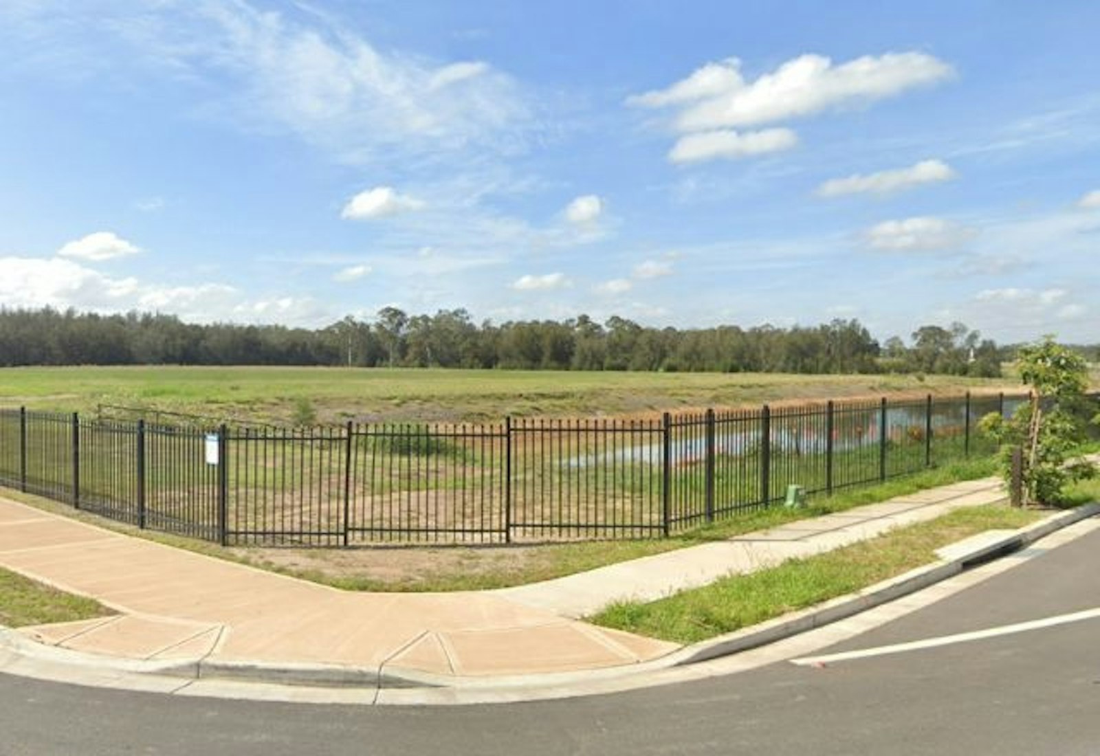 4762 2 Copenhagen St. BOX HILL, NSW 2765-5