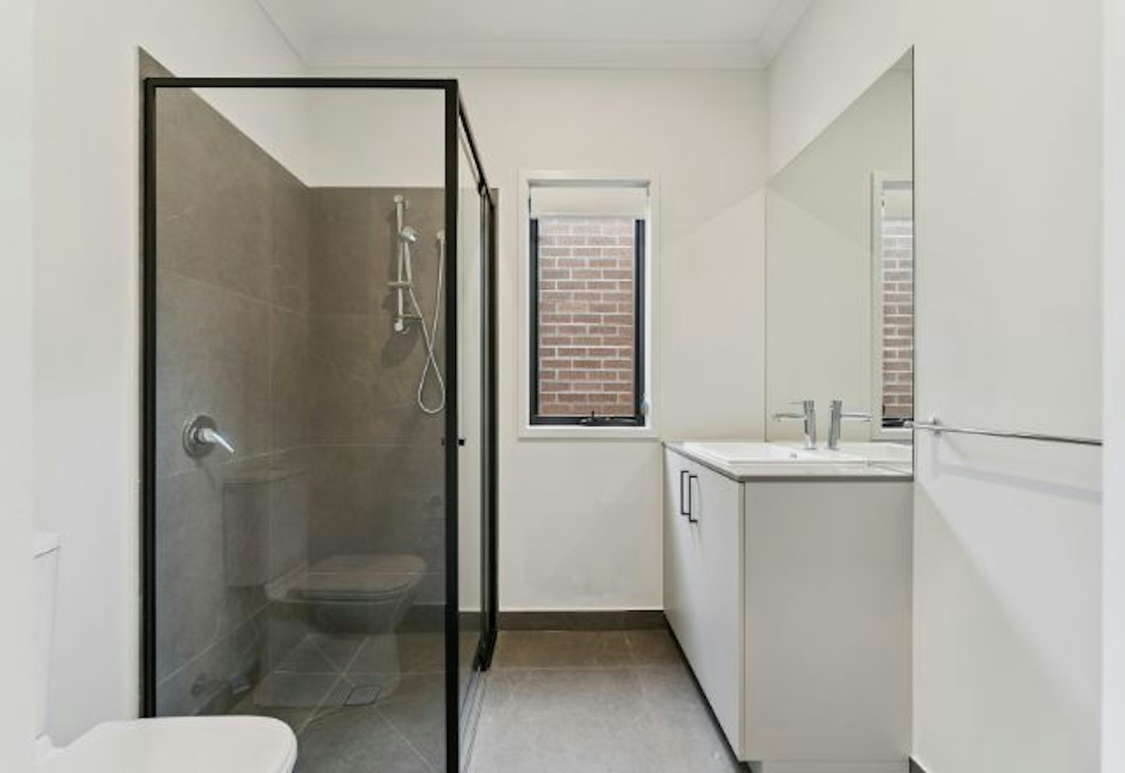 2043 Riverside Circuit LARA, VIC 3212-6