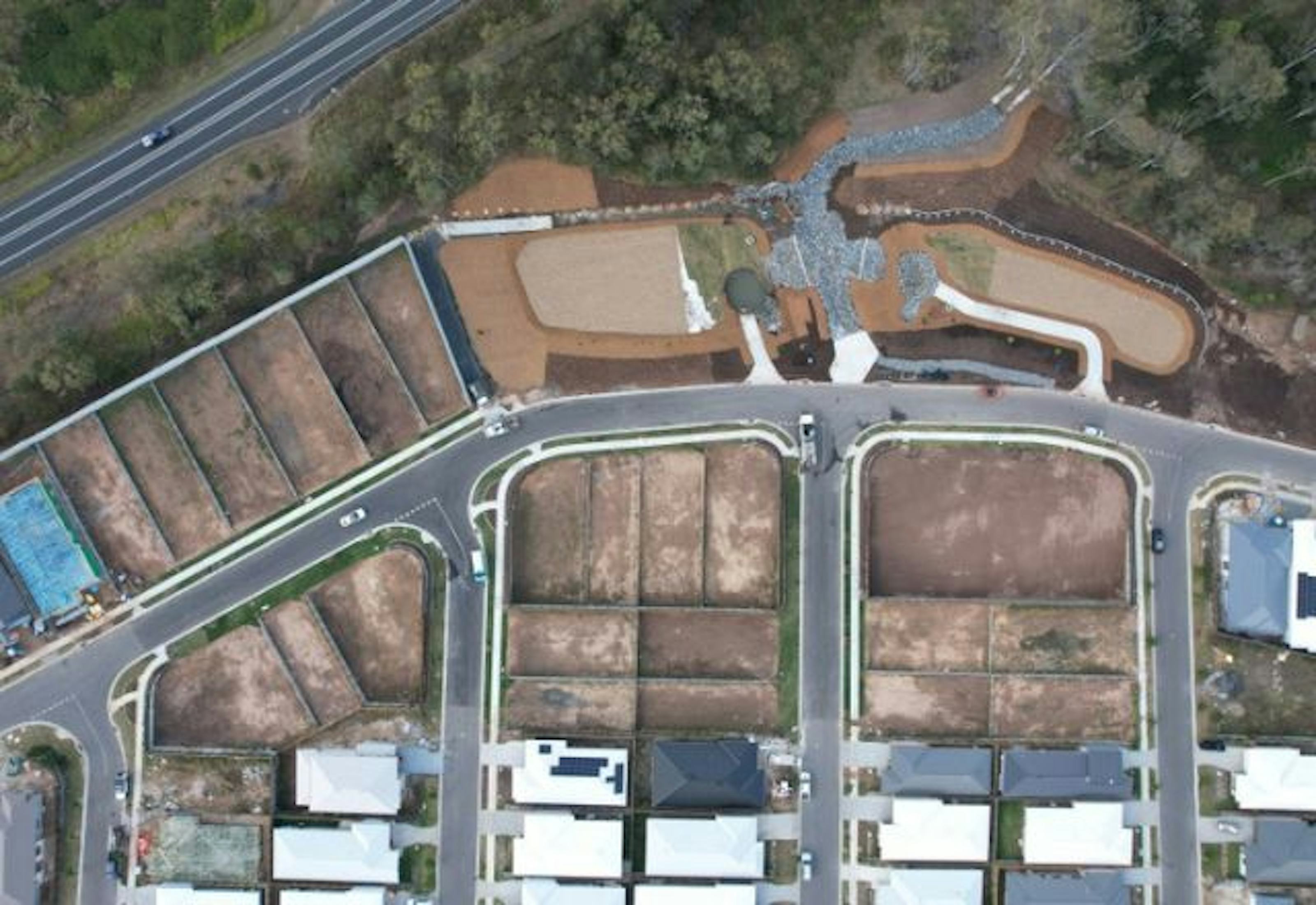 574 New Rd. SOUTH RIPLEY, QLD 4306-3