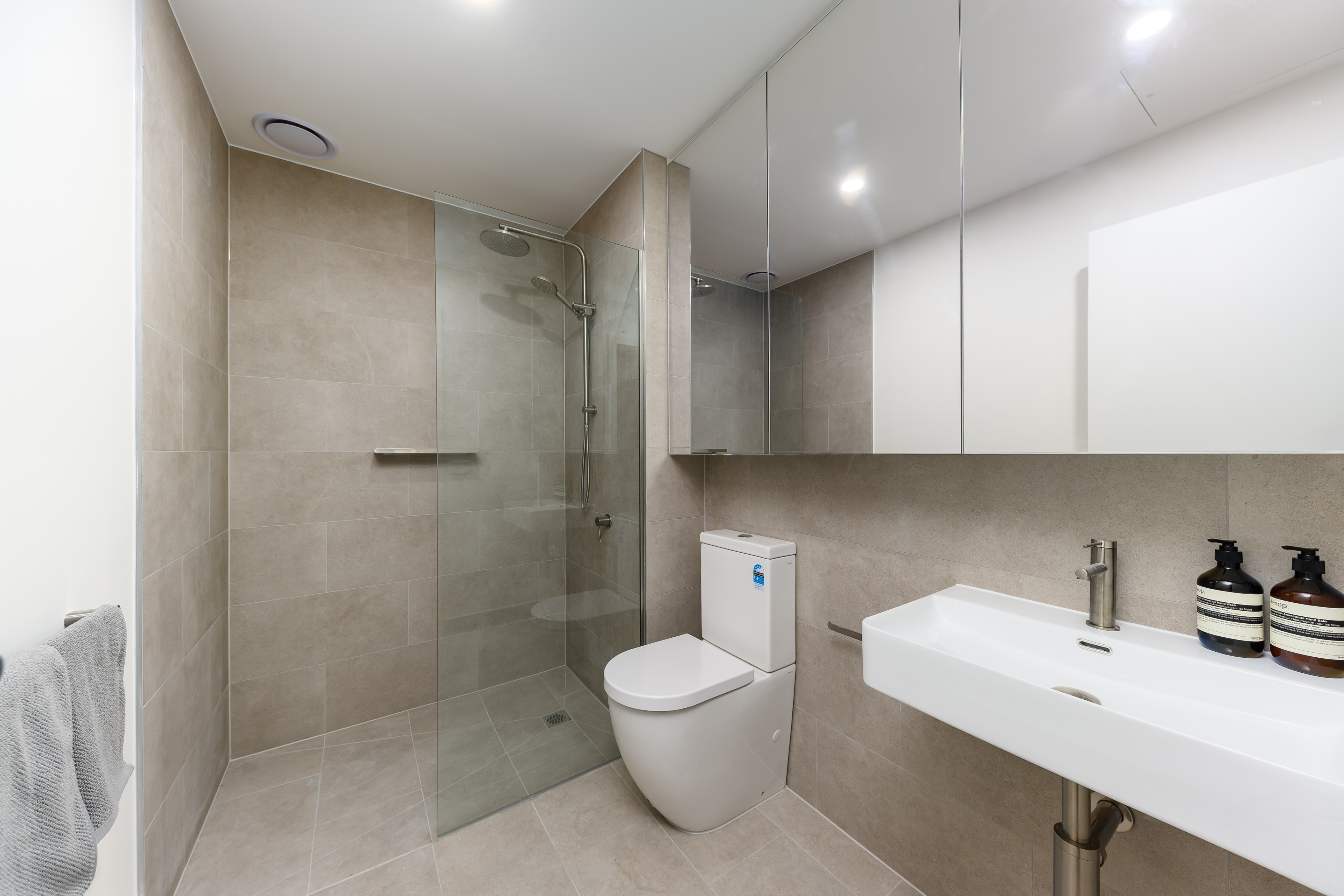 Lot 114 - Voyage Apartments - Altona-3