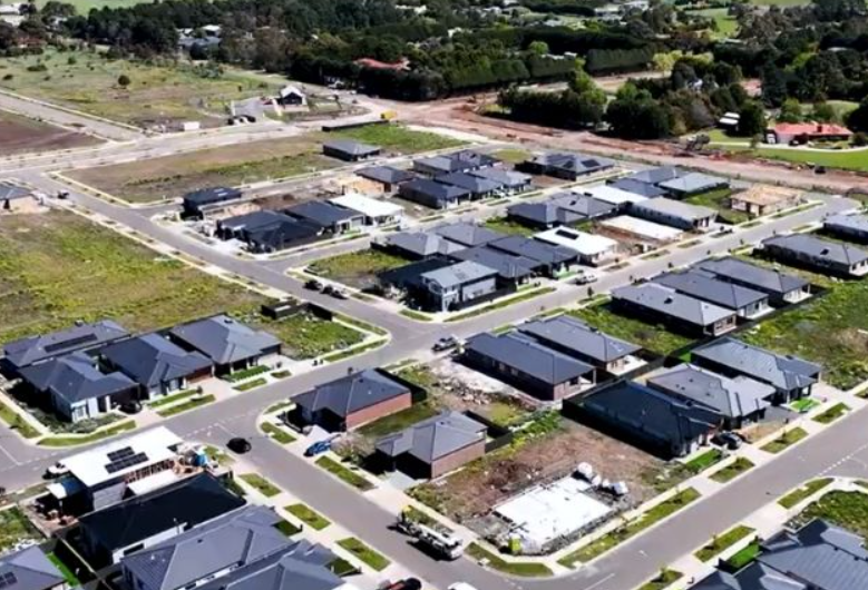 Lot 1016 - Lyra Estate - Beveridge -1
